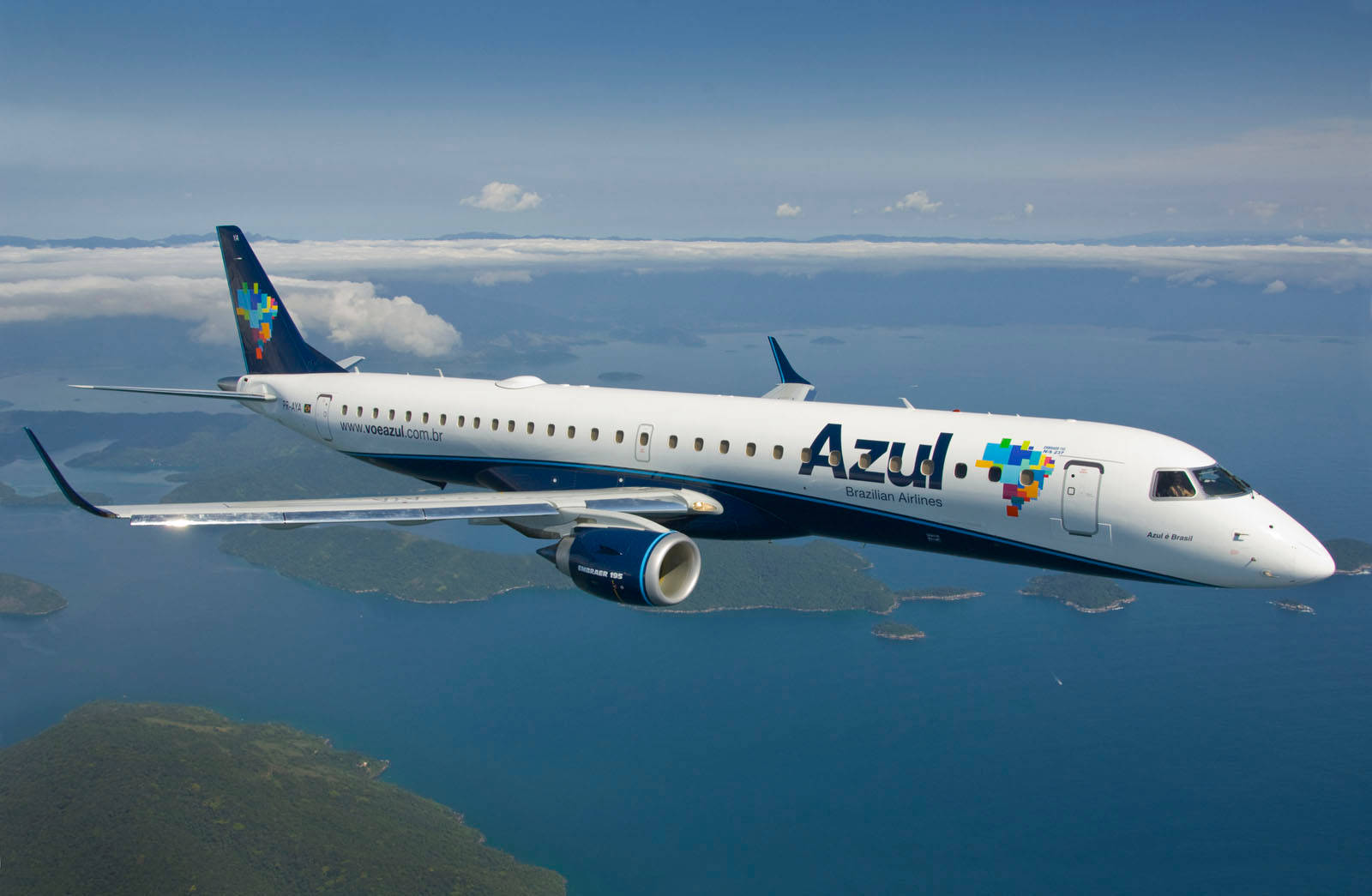 Azul Airlines, turquoise waters, green islands, HD Desktop Wallpaper