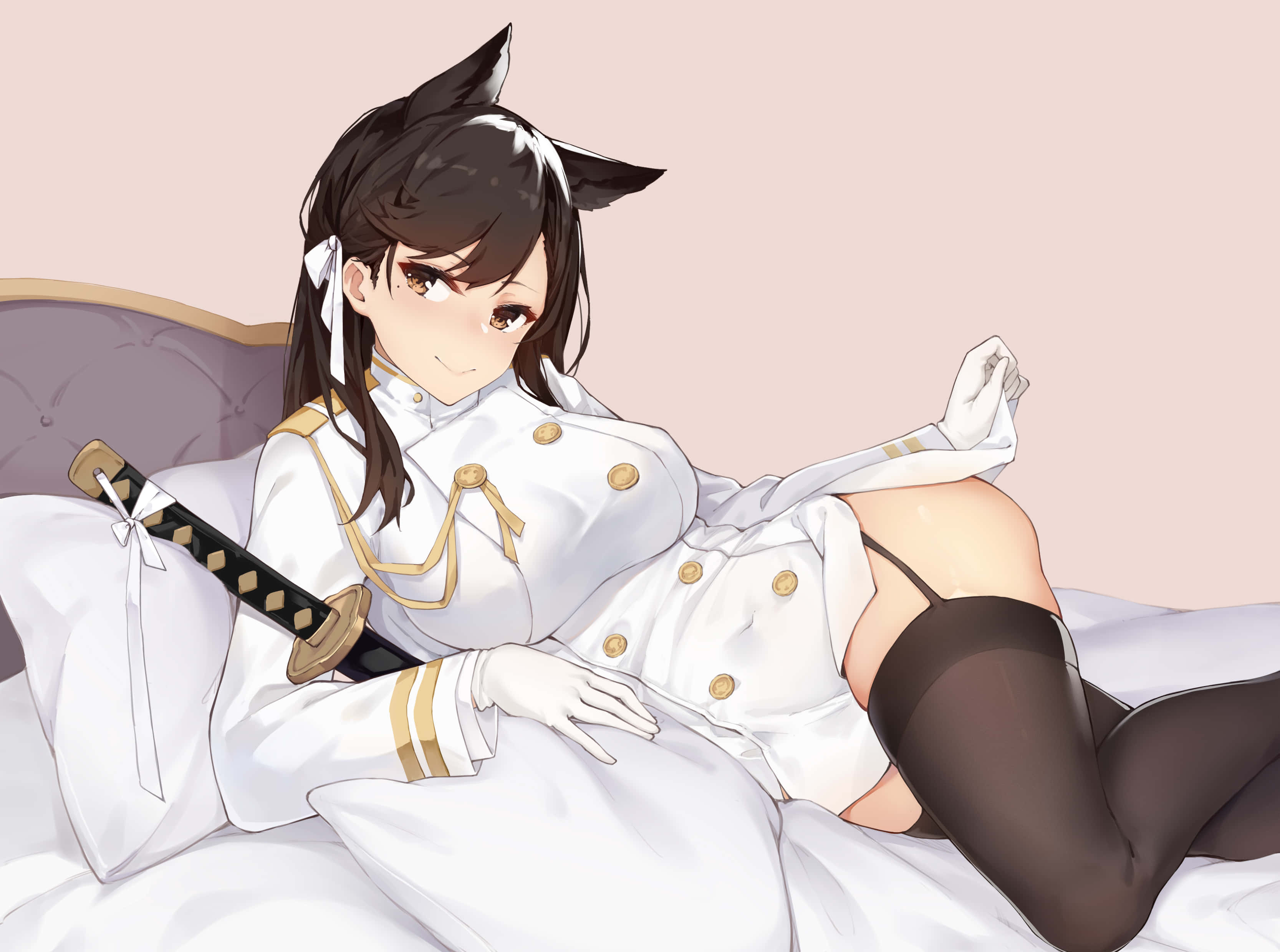 Azur Lane Atago, cat-eared anime girl, white military-style uniform, 2K Desktop Wallpaper