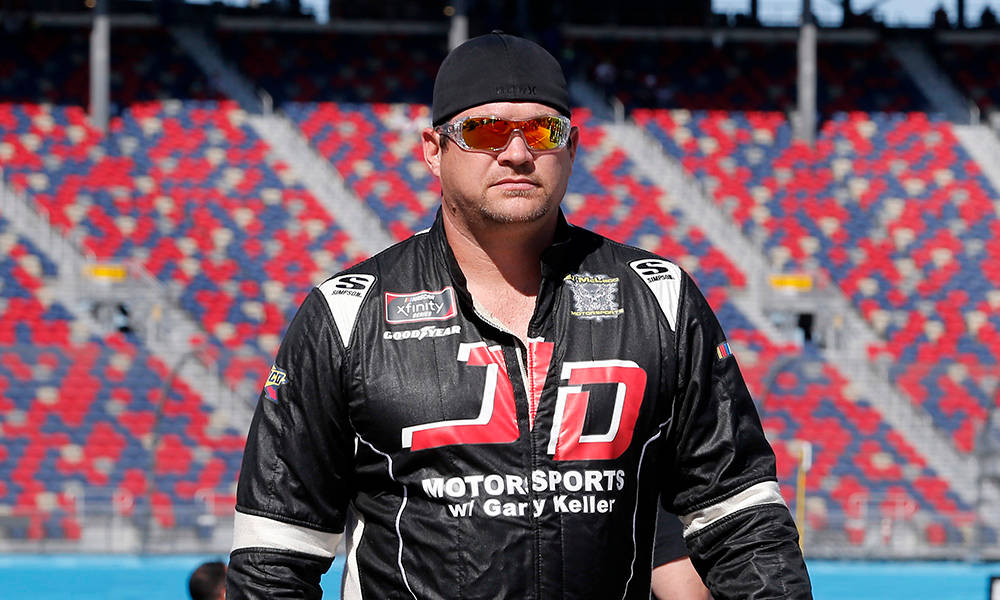B.J. McLeod, black racing jacket, red 'JD' logo, SD Desktop Wallpaper
