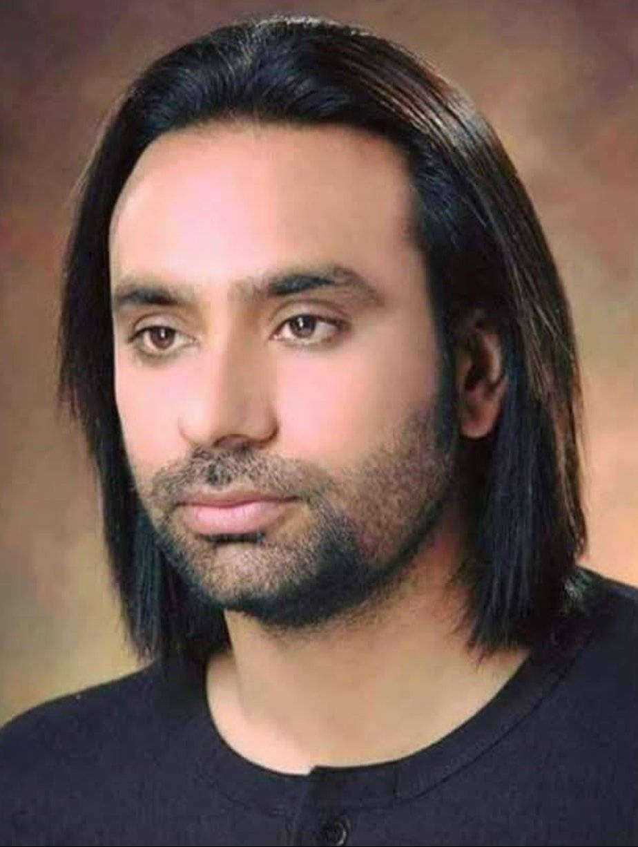 Babbu Maan, portrait shot, long dark hair, SD Phone Wallpaper