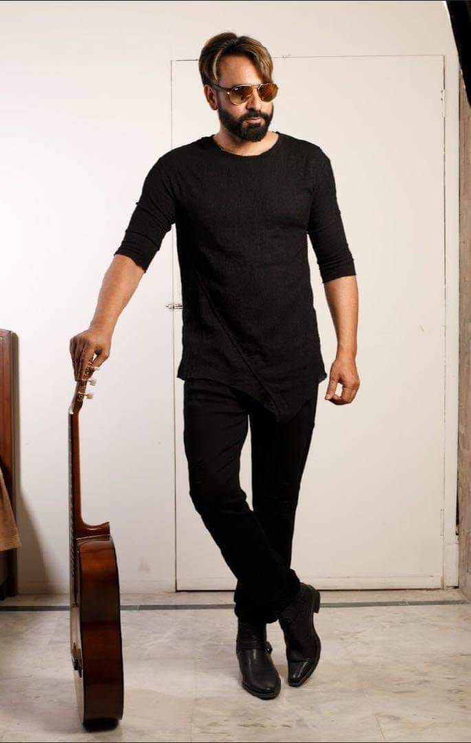 Babbu Maan, acoustic guitar, minimalist studio, SD Phone Wallpaper