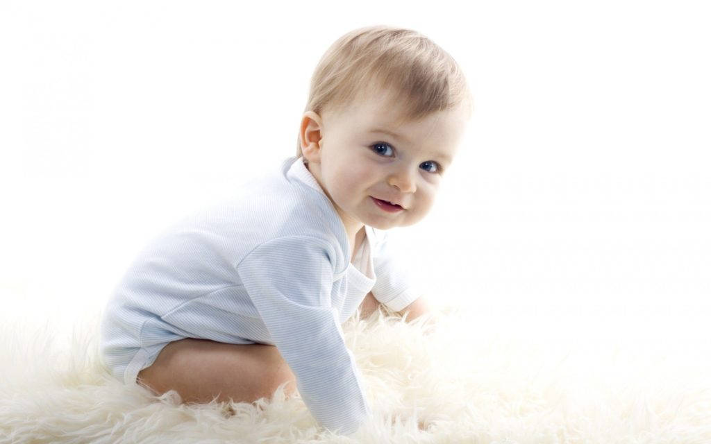 white onesie, light blue onesie, fluffy white rug, SD Desktop Wallpaper