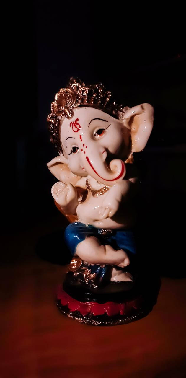 Baby Ganesh, glossy ceramic, red markings, HD Phone Wallpaper