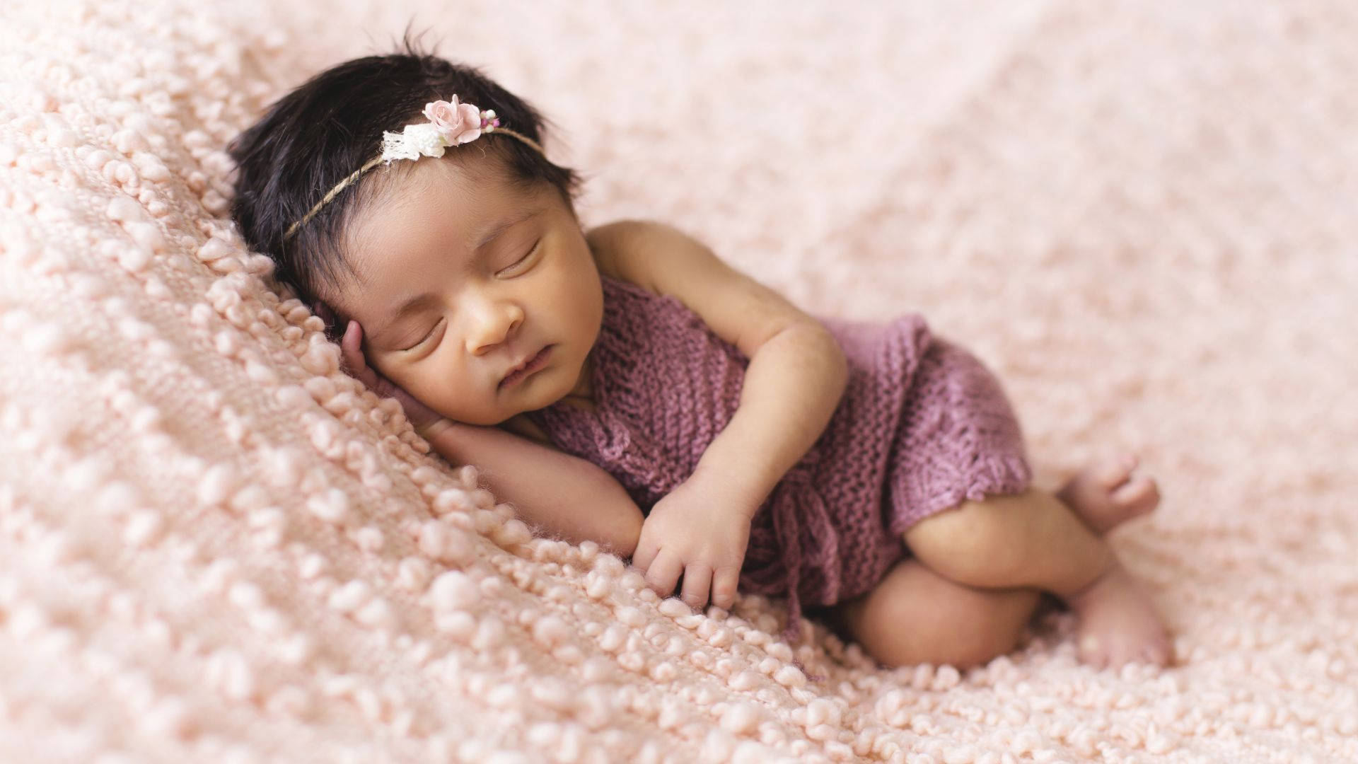 pink crochet dress, newborn baby, soft pink textured blanket, Full HD Desktop Wallpaper