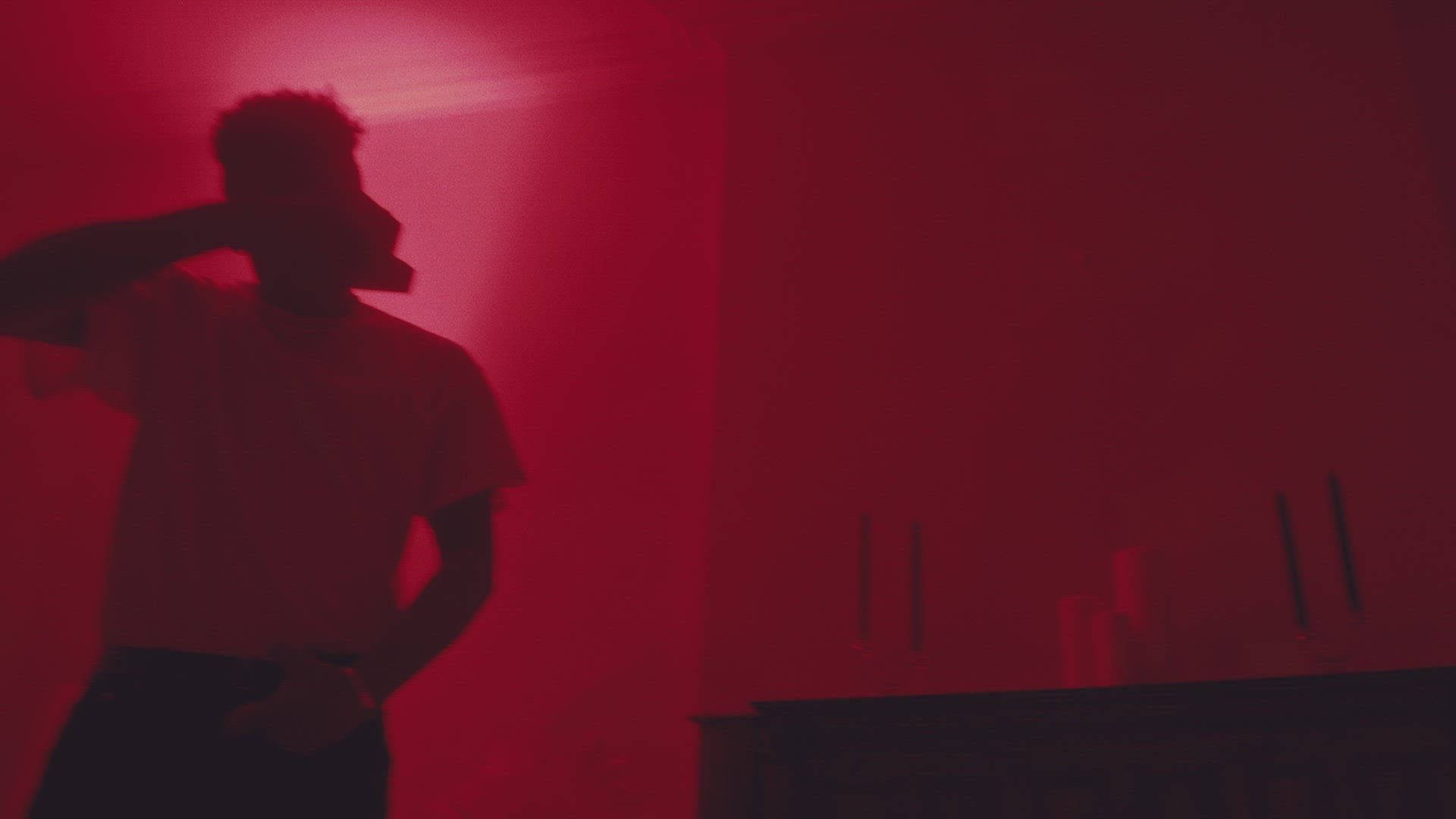 Baby Keem, red aesthetic, dim red-lit room, Full HD Desktop Wallpaper