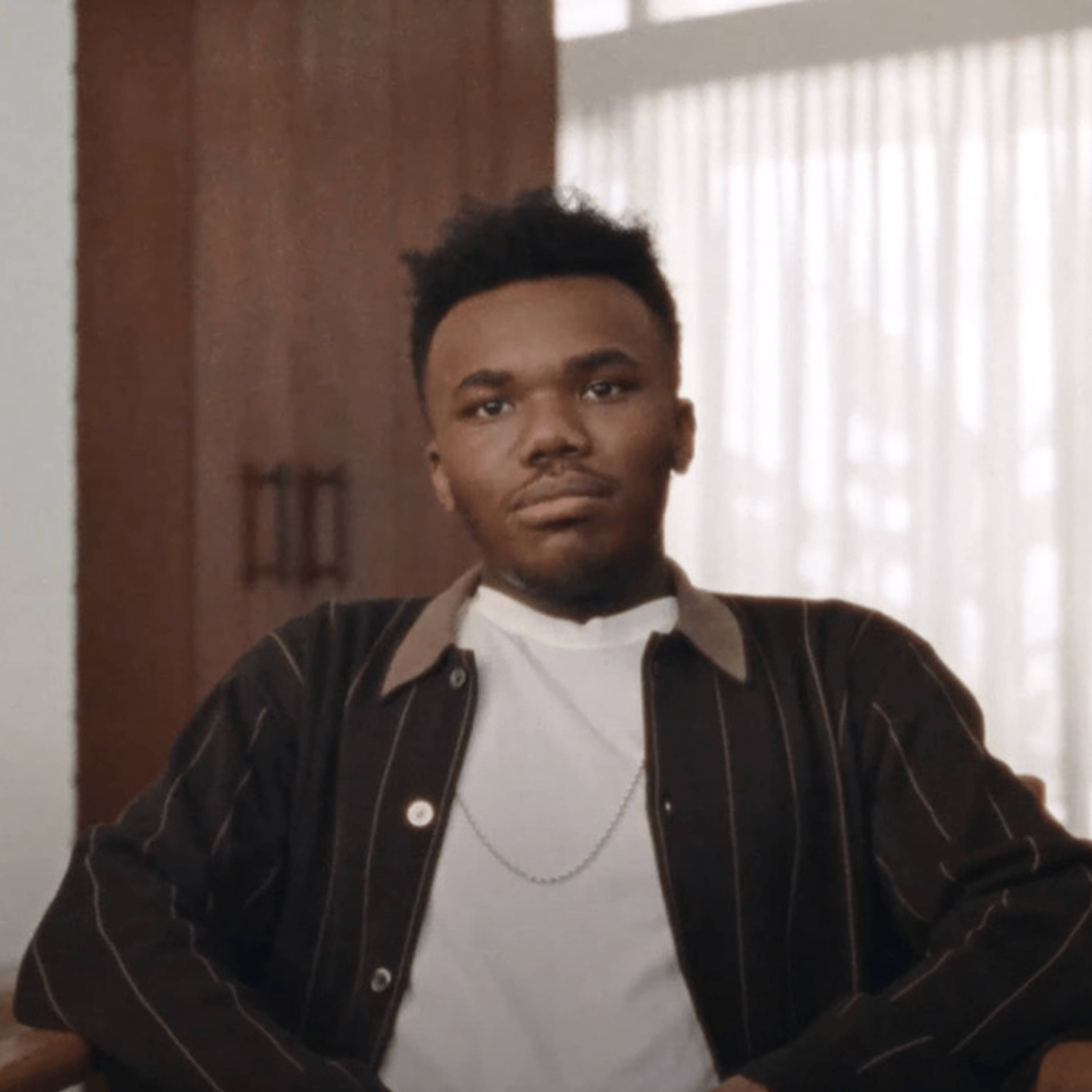 Baby Keem, striped jacket, white tee, 2K Desktop Wallpaper