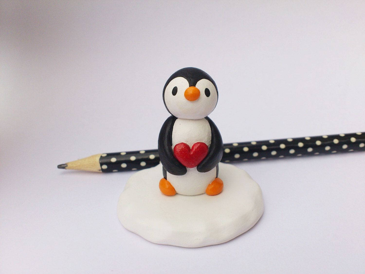 tiny baby penguin sculpture, handmade clay penguin, red heart, HD Desktop Wallpaper