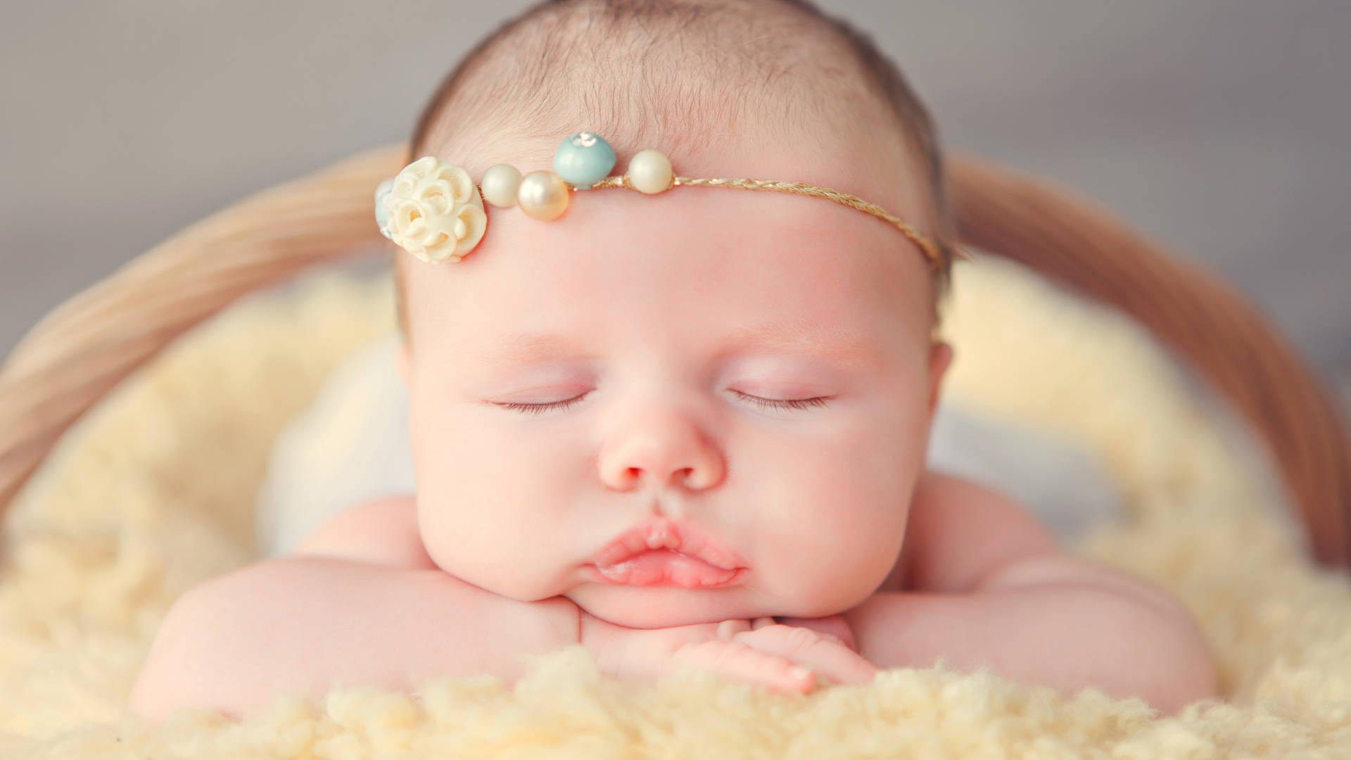 newborn baby, woven basket, soft yellow fur, Full HD Desktop Wallpaper