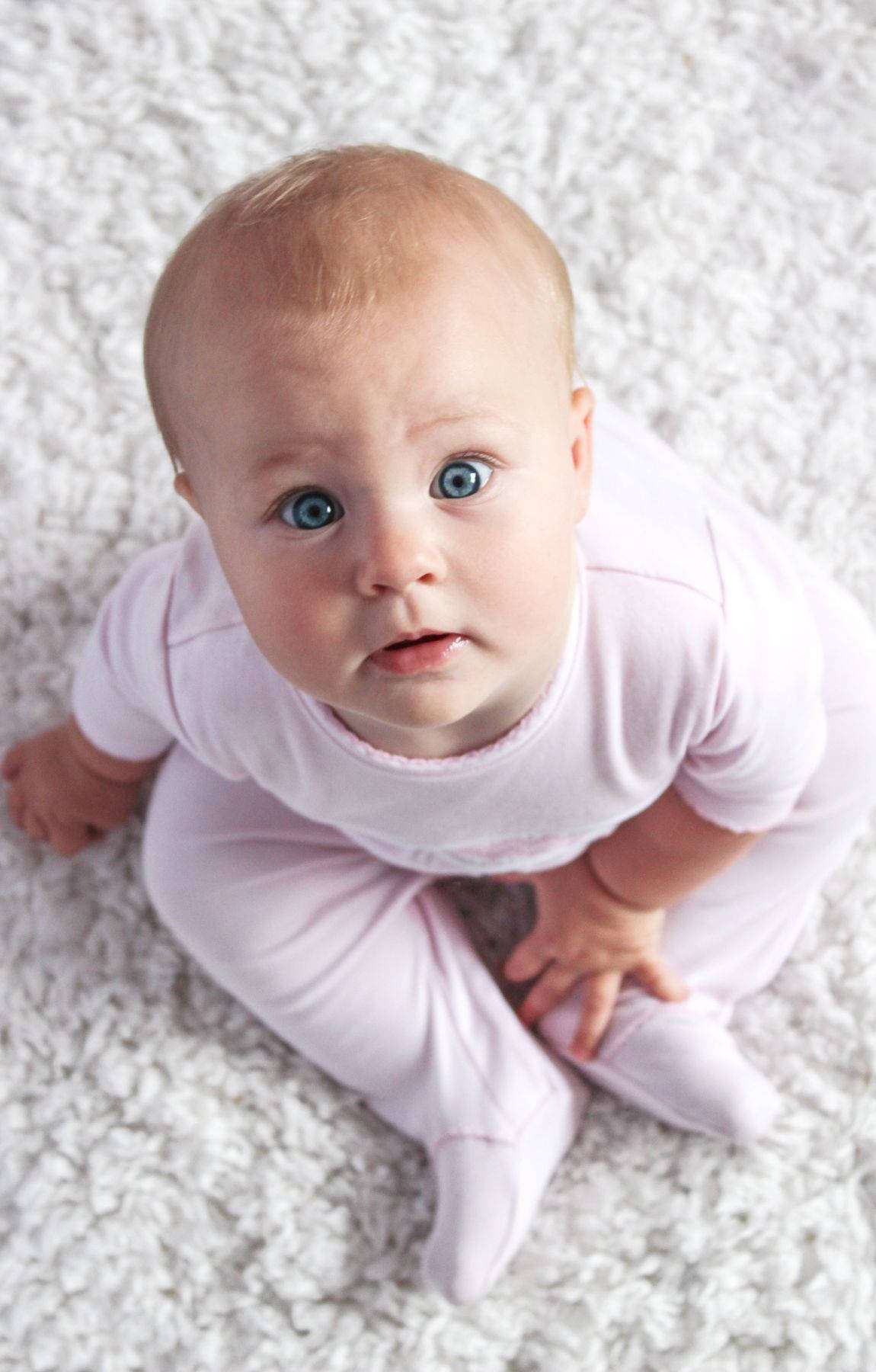 baby, striking blue eyes, fluffy white rug, HD Phone Wallpaper