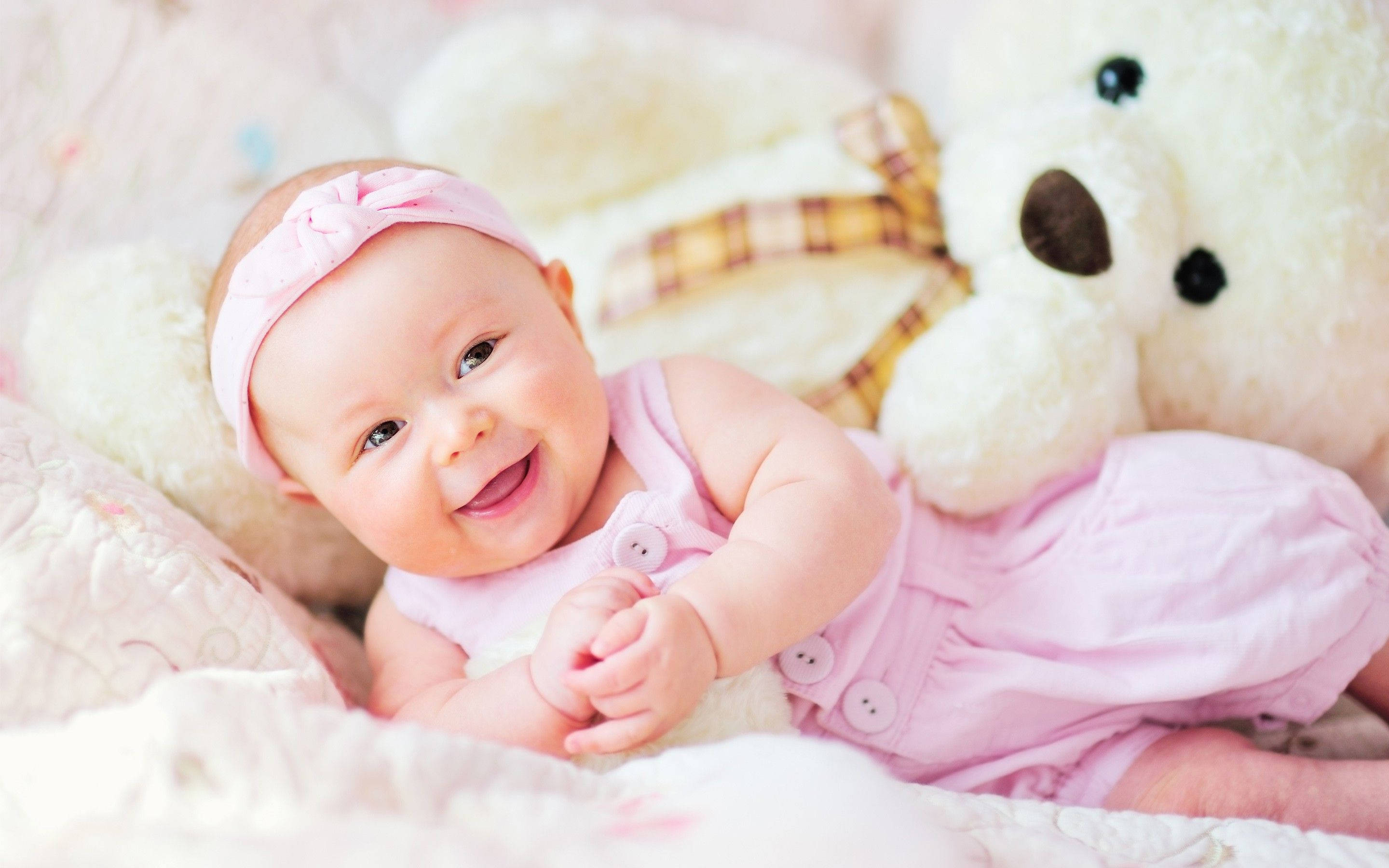 baby girl, pink outfit, soft bedding, 2K Desktop Wallpaper