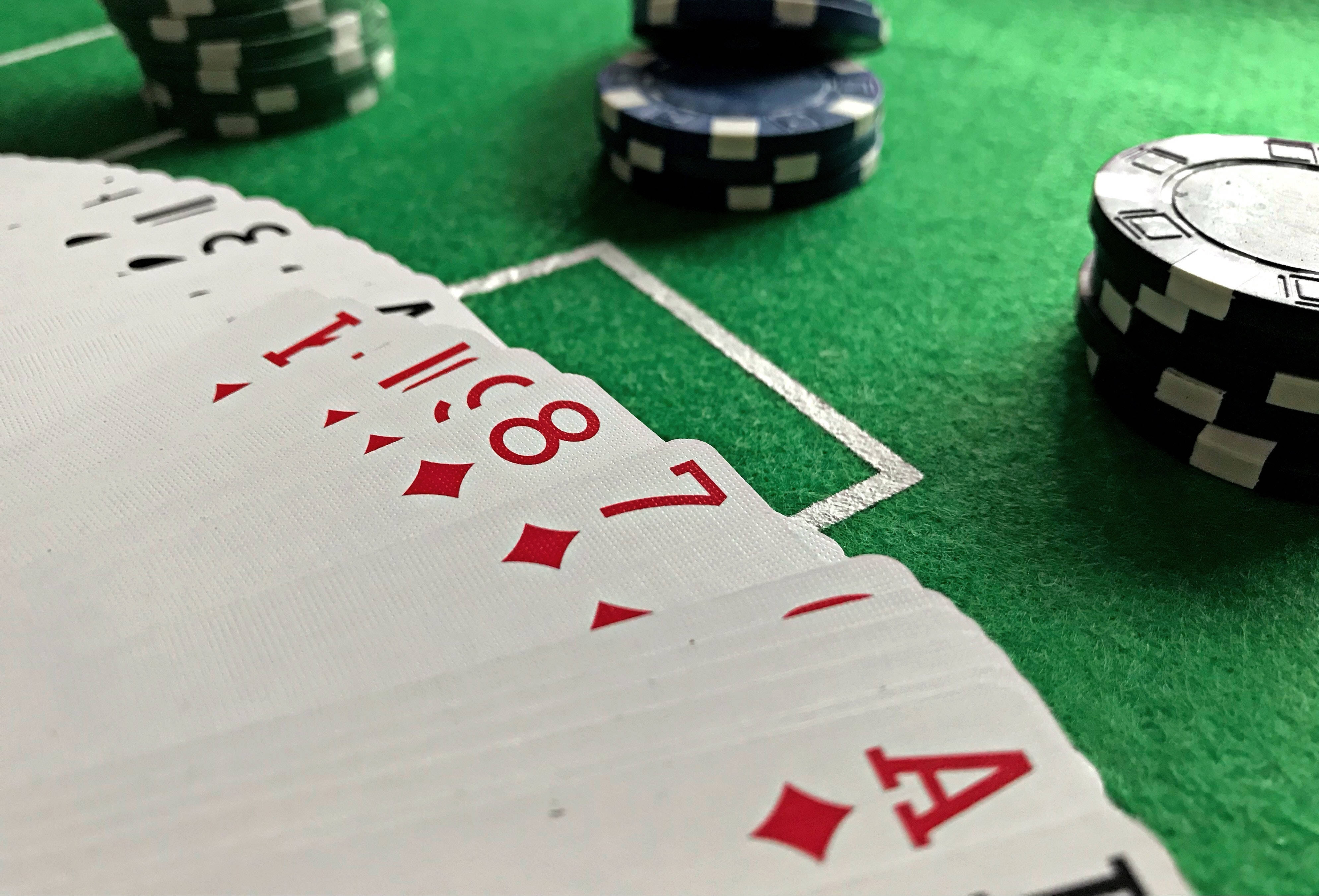 Baccarat, playing cards, poker chips, 4K Desktop Wallpaper