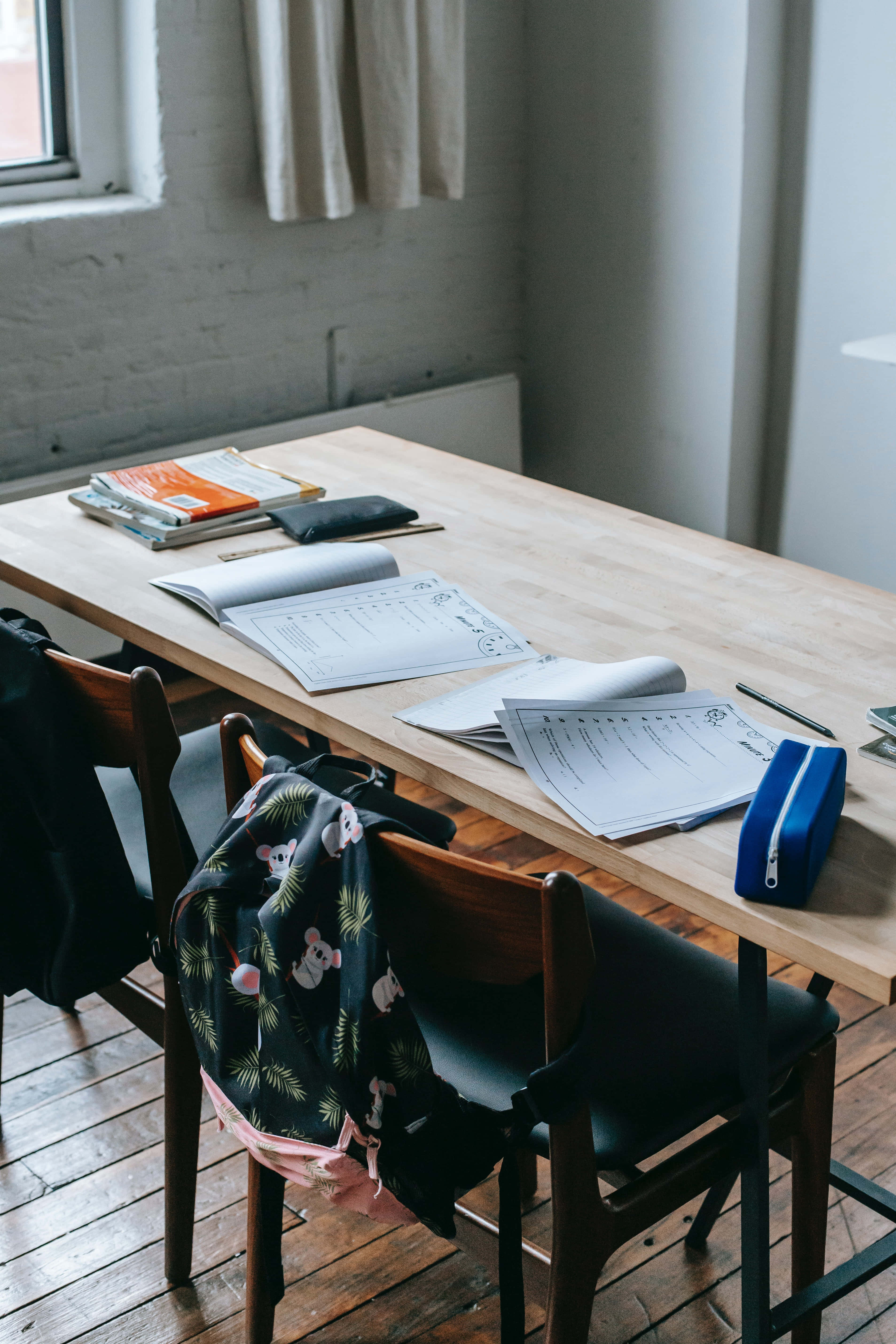 wooden table, blue pencil case, floral backpack, 5K Phone Wallpaper