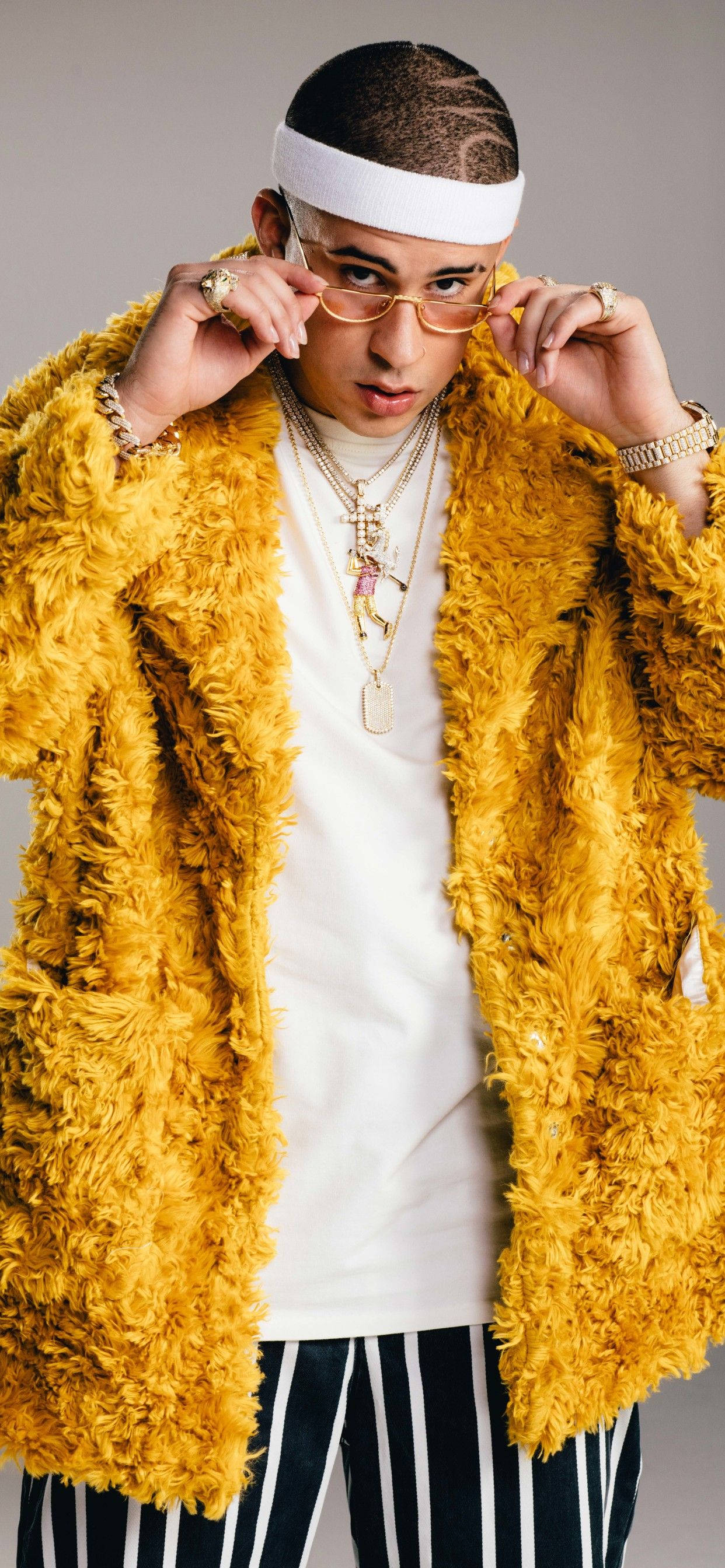 Bad Bunny, fluffy yellow fur jacket, glasses, 2K Phone Wallpaper