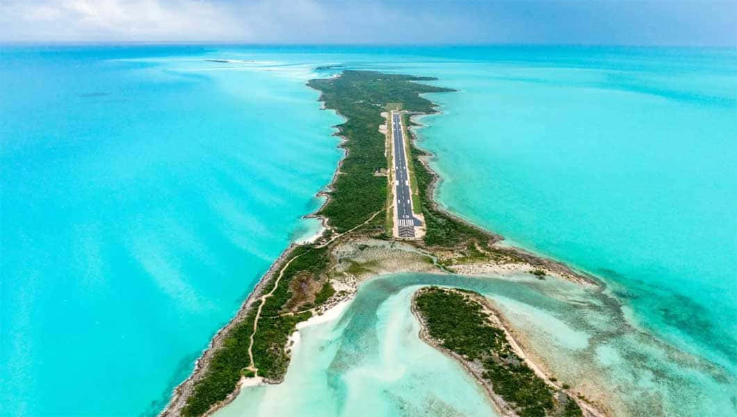 Bahamas Island, tropical island, vibrant turquoise waters, SD Desktop Wallpaper