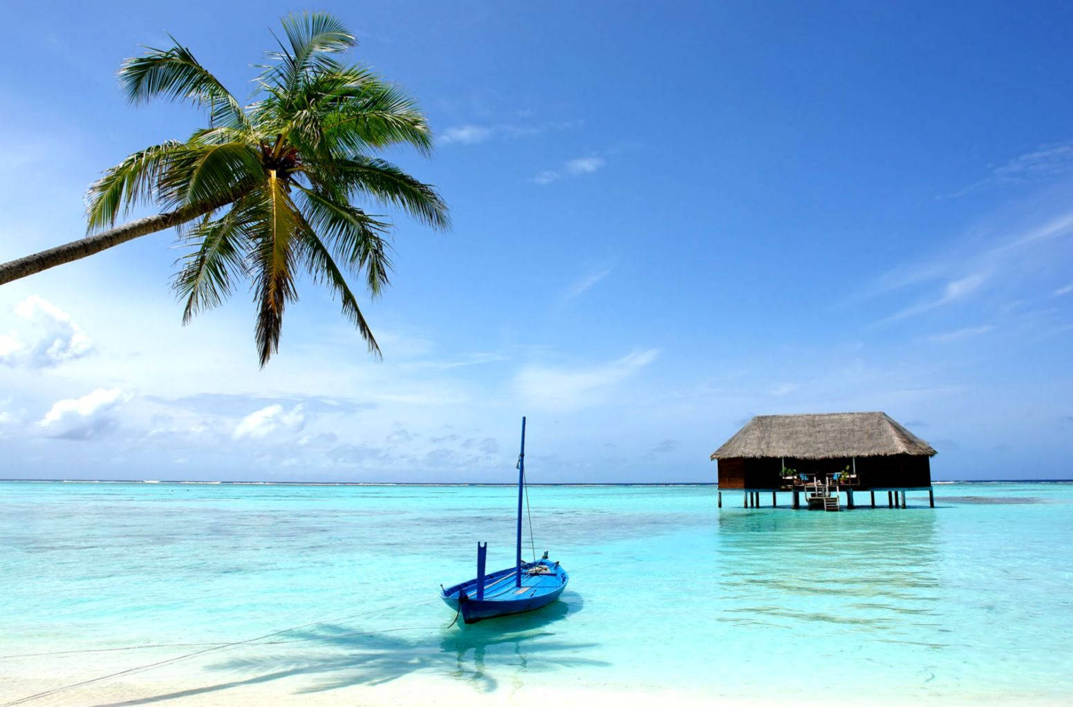 Bahamas, blue sailboat, crystal clear turquoise waters, HD Desktop Wallpaper