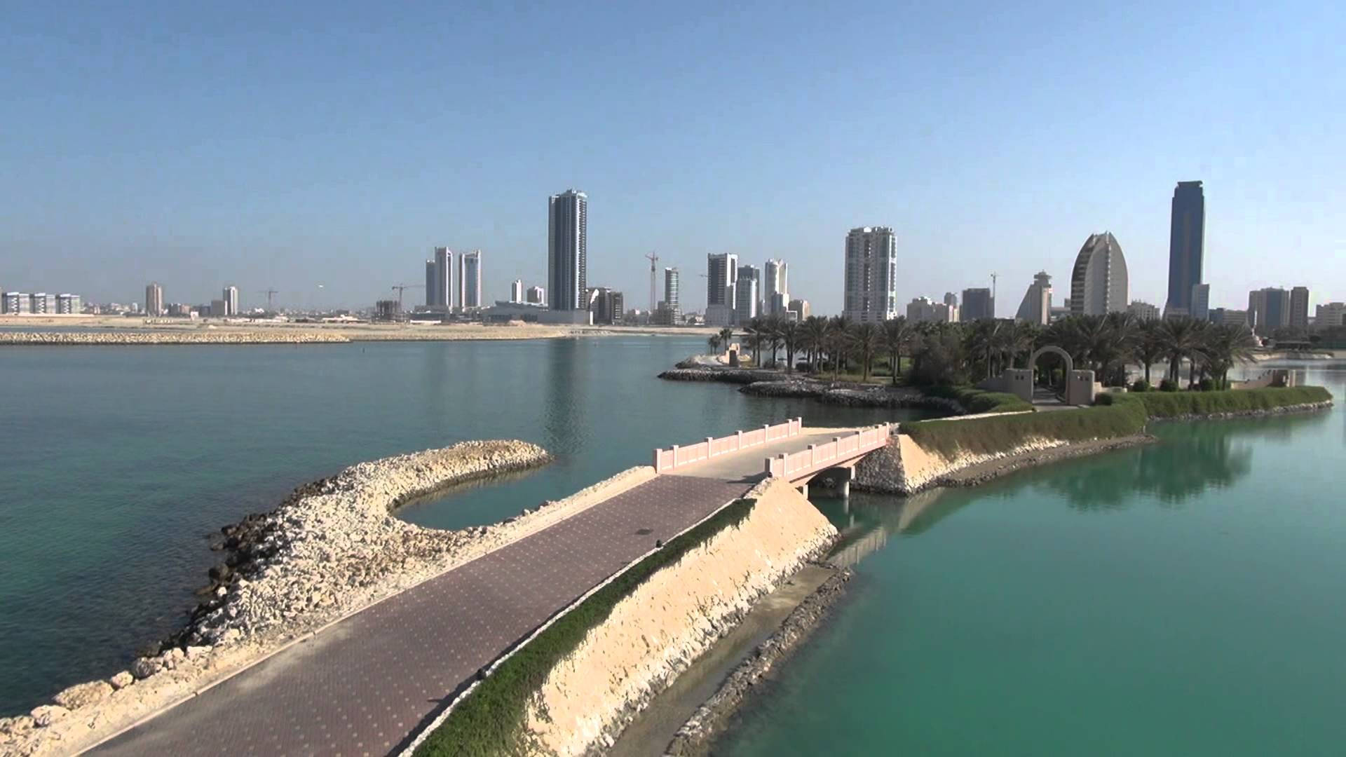 Bahrain, turquoise waterway, curved bridge, Full HD Desktop Wallpaper