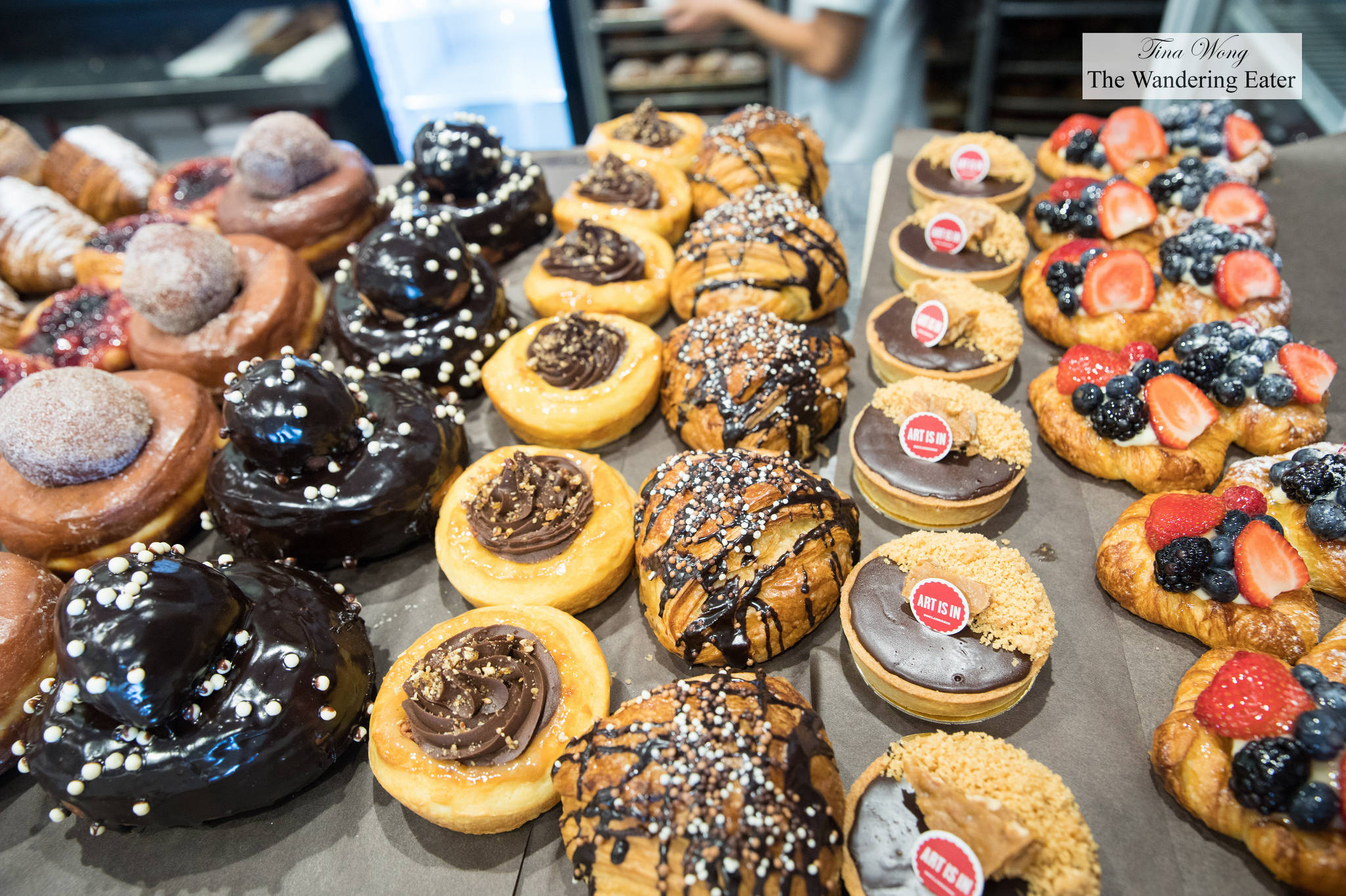 chocolate glazed donuts, berry topped croissants, trays, Full HD Desktop Wallpaper