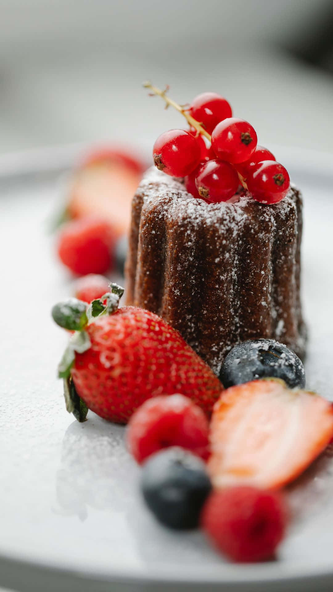 Baking iPhone, chocolate canele, powdered sugar, Full HD Phone Wallpaper