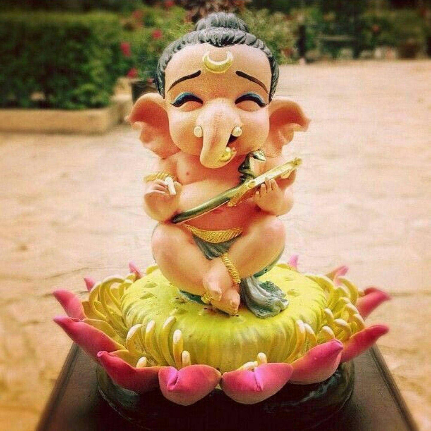 Bal Ganesh, baby statue, lotus flower stamen, HD Desktop Wallpaper