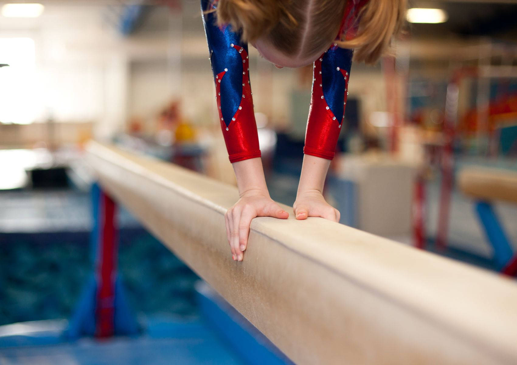 young gymnast, red and blue sparkly leotard, wooden balance beam, HD Desktop Wallpaper