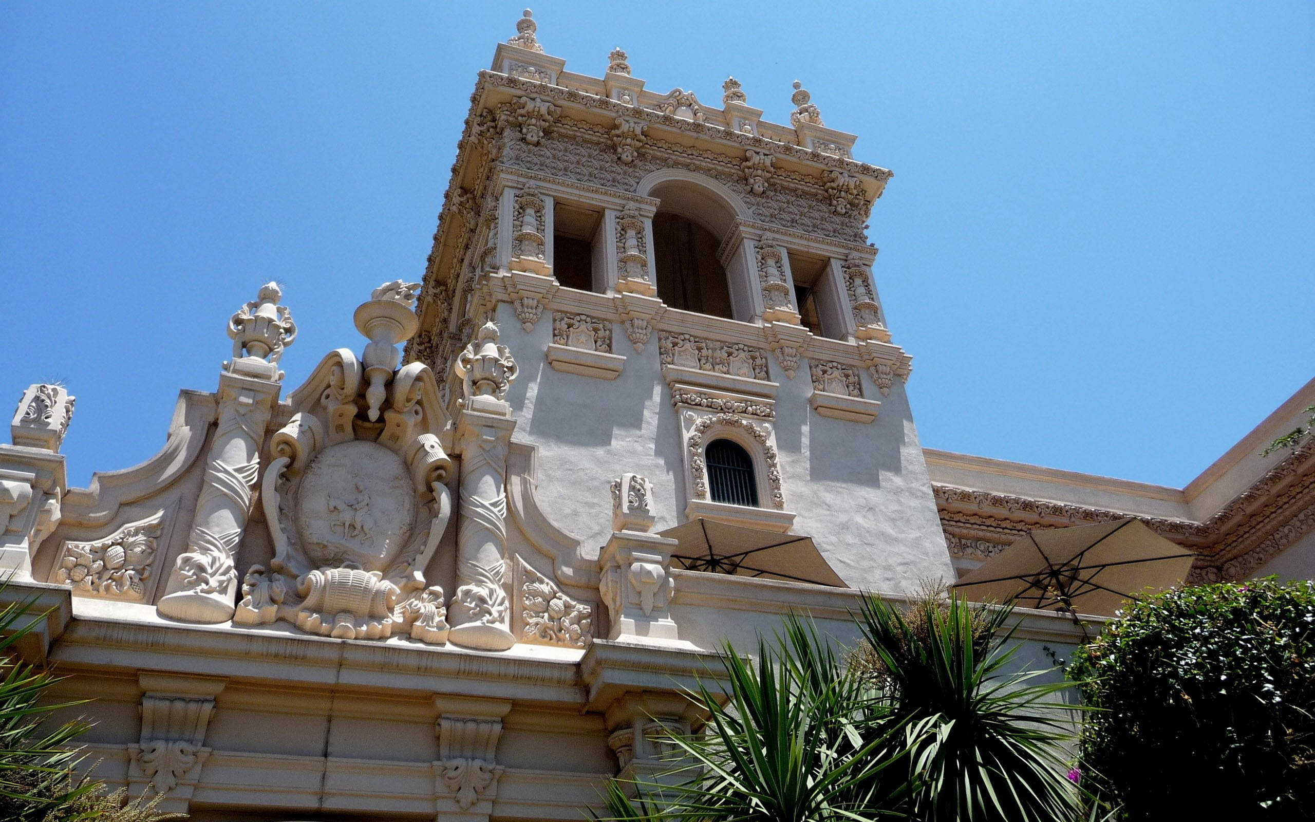 Balboa Park, beige building, intricate carvings, 2K Desktop Wallpaper