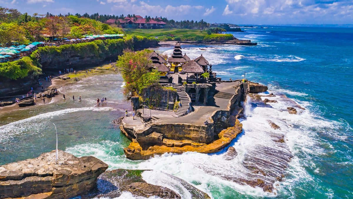 Bali Island, traditional Balinese temple, rocky cliffside, SD Desktop Wallpaper