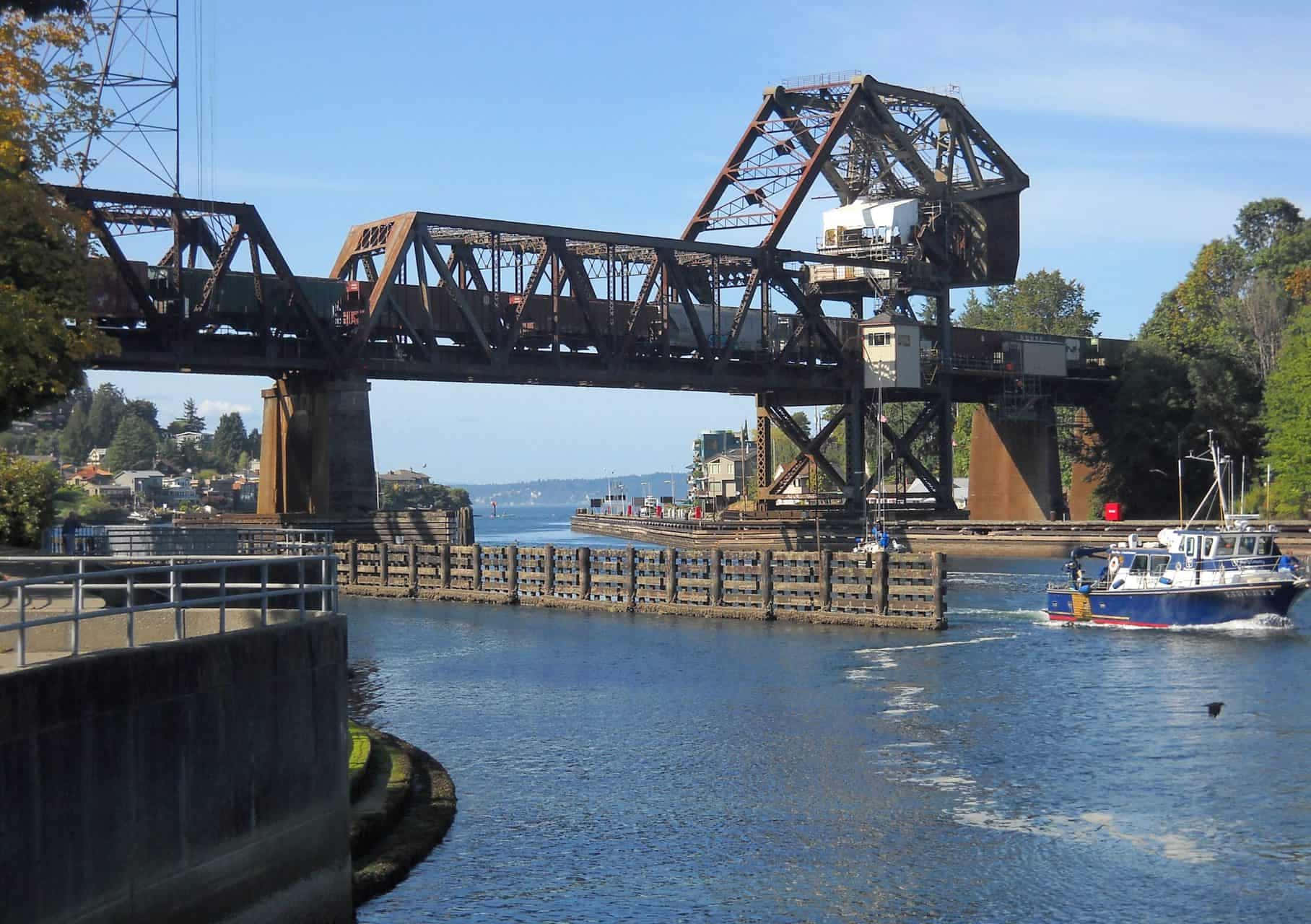 Ballard Locks, railroad bridge, blue boat, HD Desktop Wallpaper