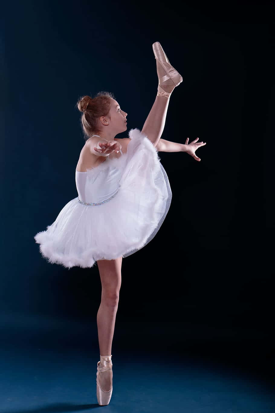 ballerina, white tutu, arabesque, HD Phone Wallpaper