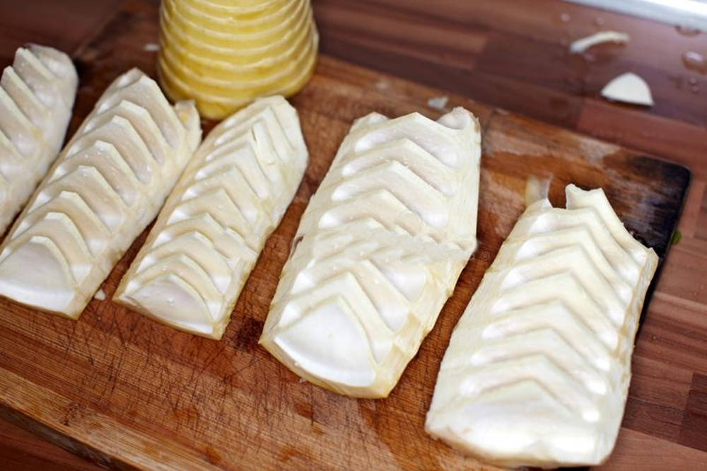 chopped fresh vegetable bamboo shoots, chevron cuts, wooden cutting board, SD Desktop Wallpaper