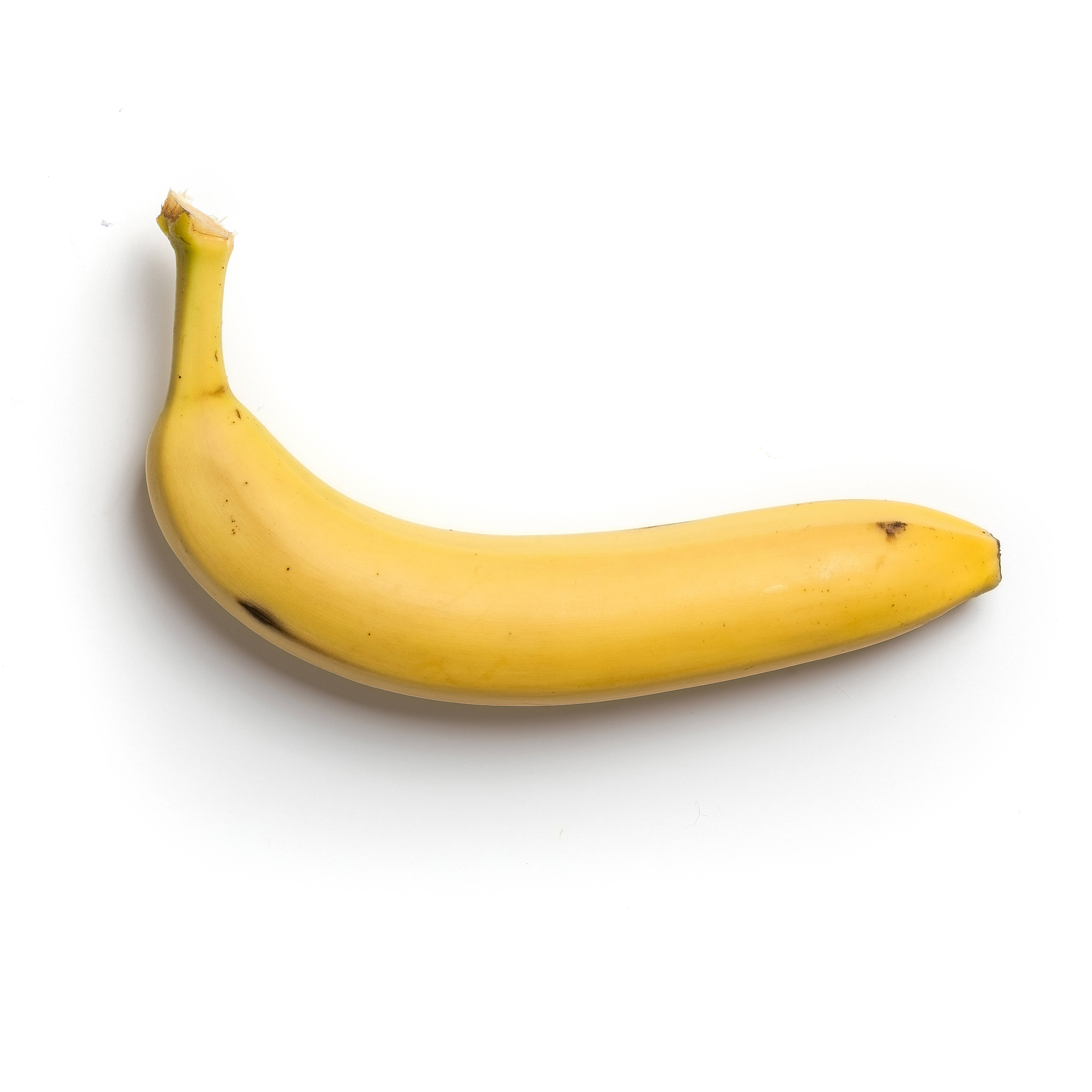 banana fruit, black spots, ripe yellow banana, 4K Desktop Wallpaper