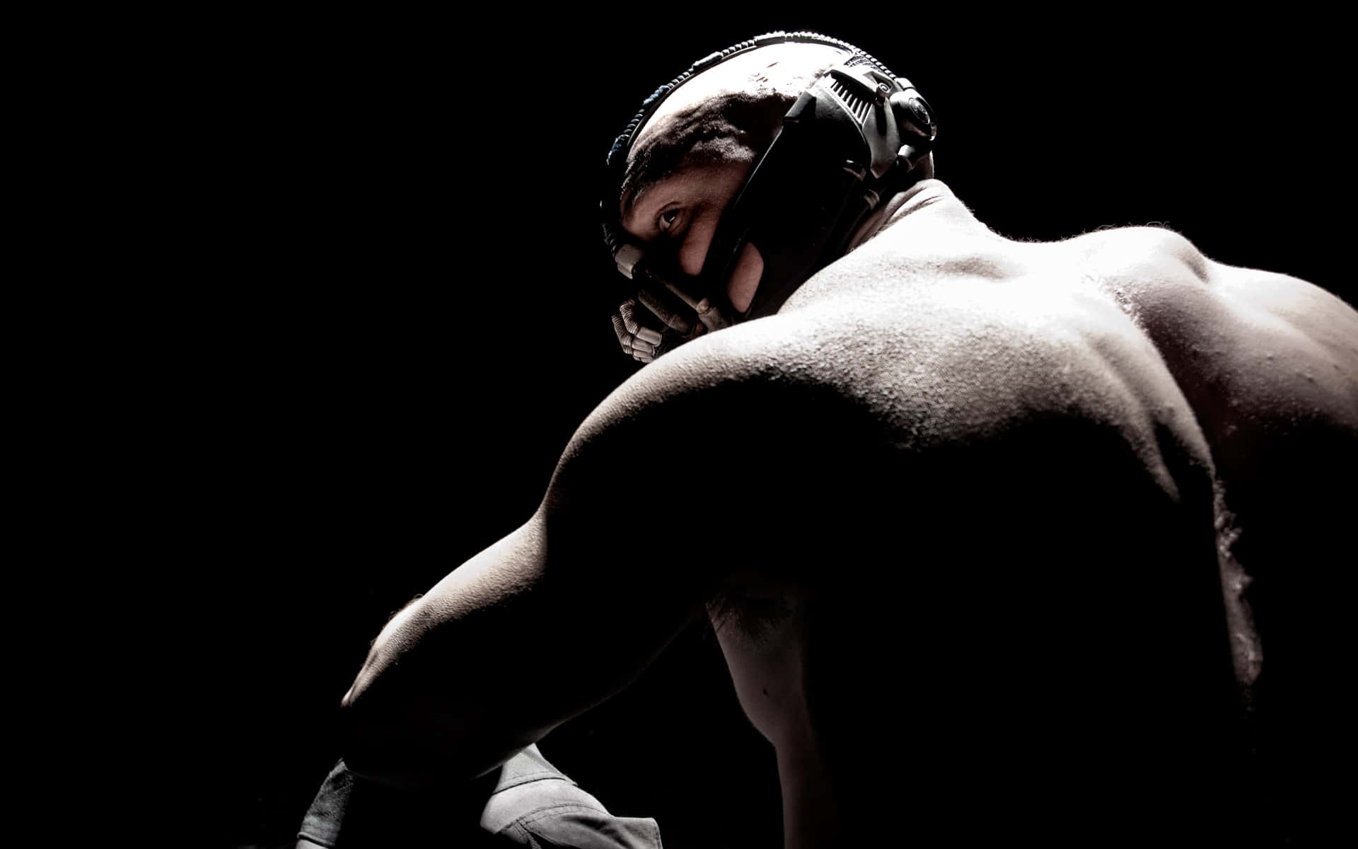 Bane, muscular wrestler, helmet, Full HD Desktop Wallpaper