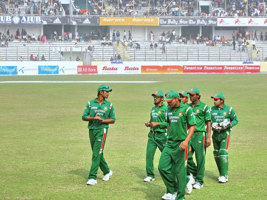 Bangladesh Cricket Team, green uniforms, grassy field, SD Desktop Wallpaper
