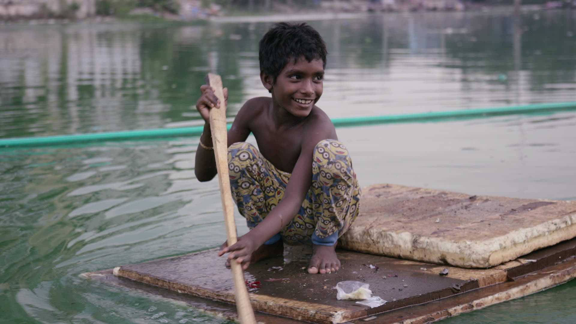 Bangladesh, smiling barefoot boy, patterned pants, Full HD Desktop Wallpaper