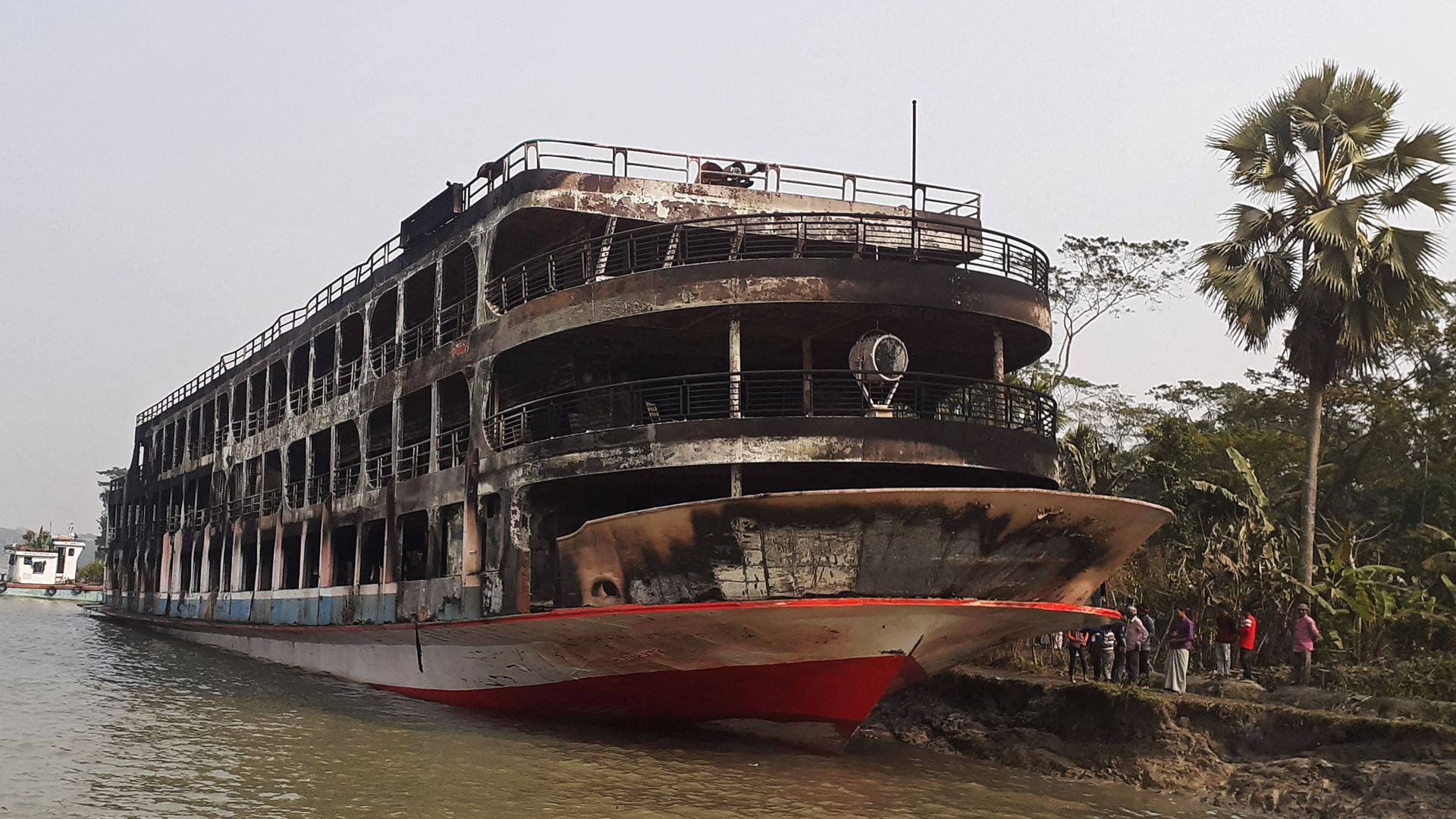 Bangladesh, ferry fire incident, rusty riverboat, Full HD Desktop Wallpaper