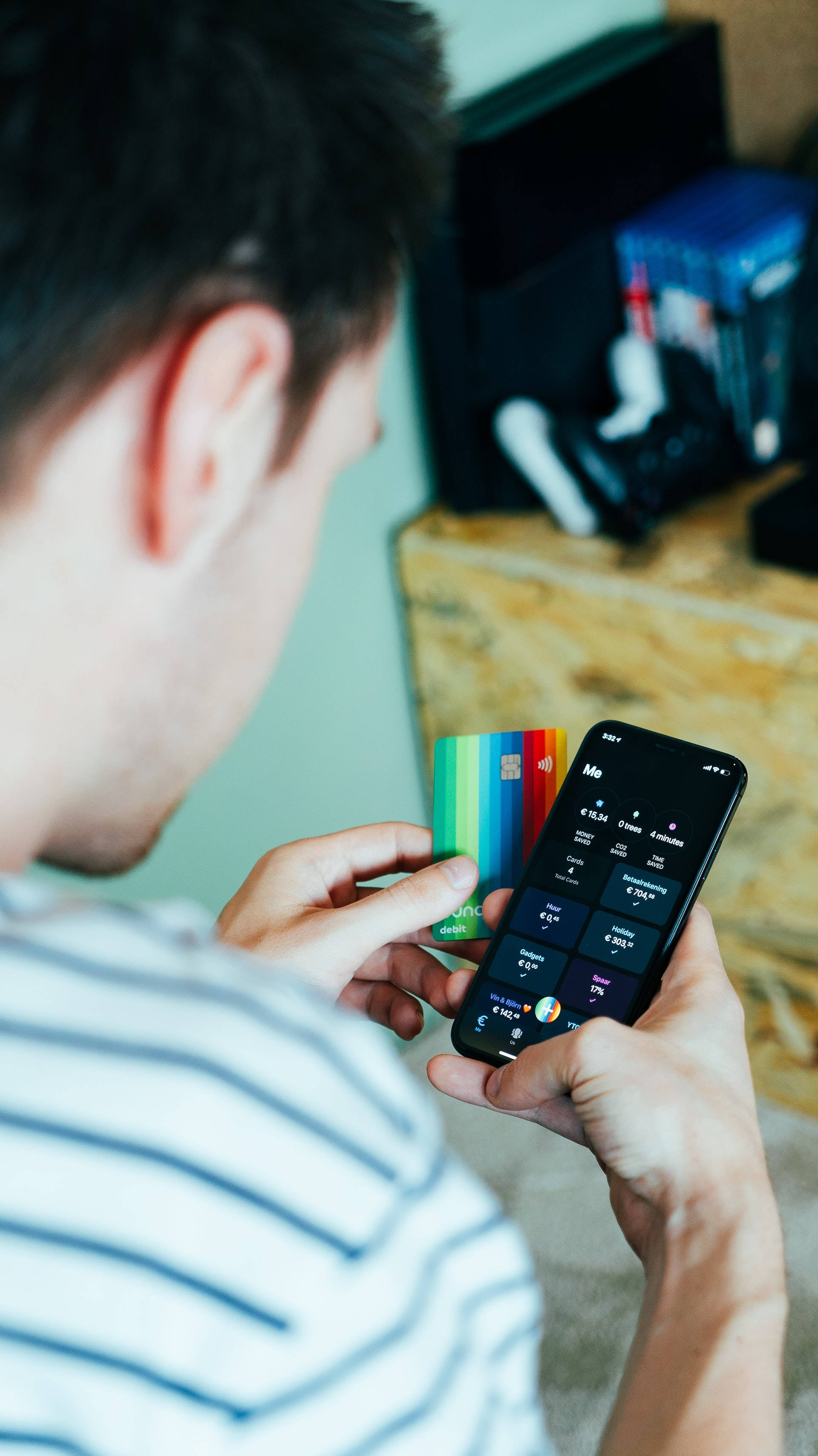 digital banking, credit card, smartphone, 2K Phone Wallpaper