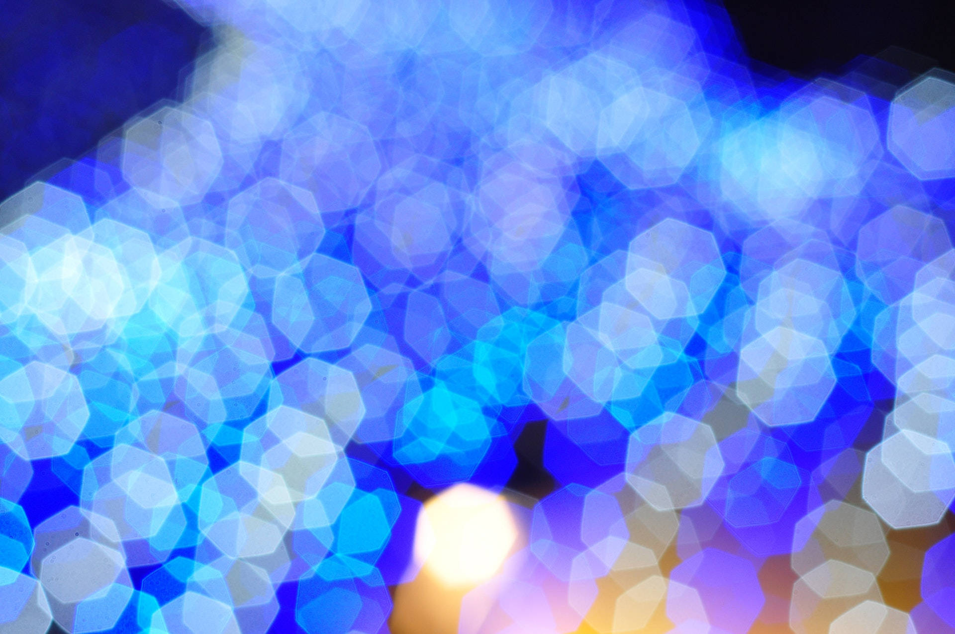 Octagon Light Banner, hexagonal blue bokeh lights, warm yellow glow, Full HD Desktop Wallpaper