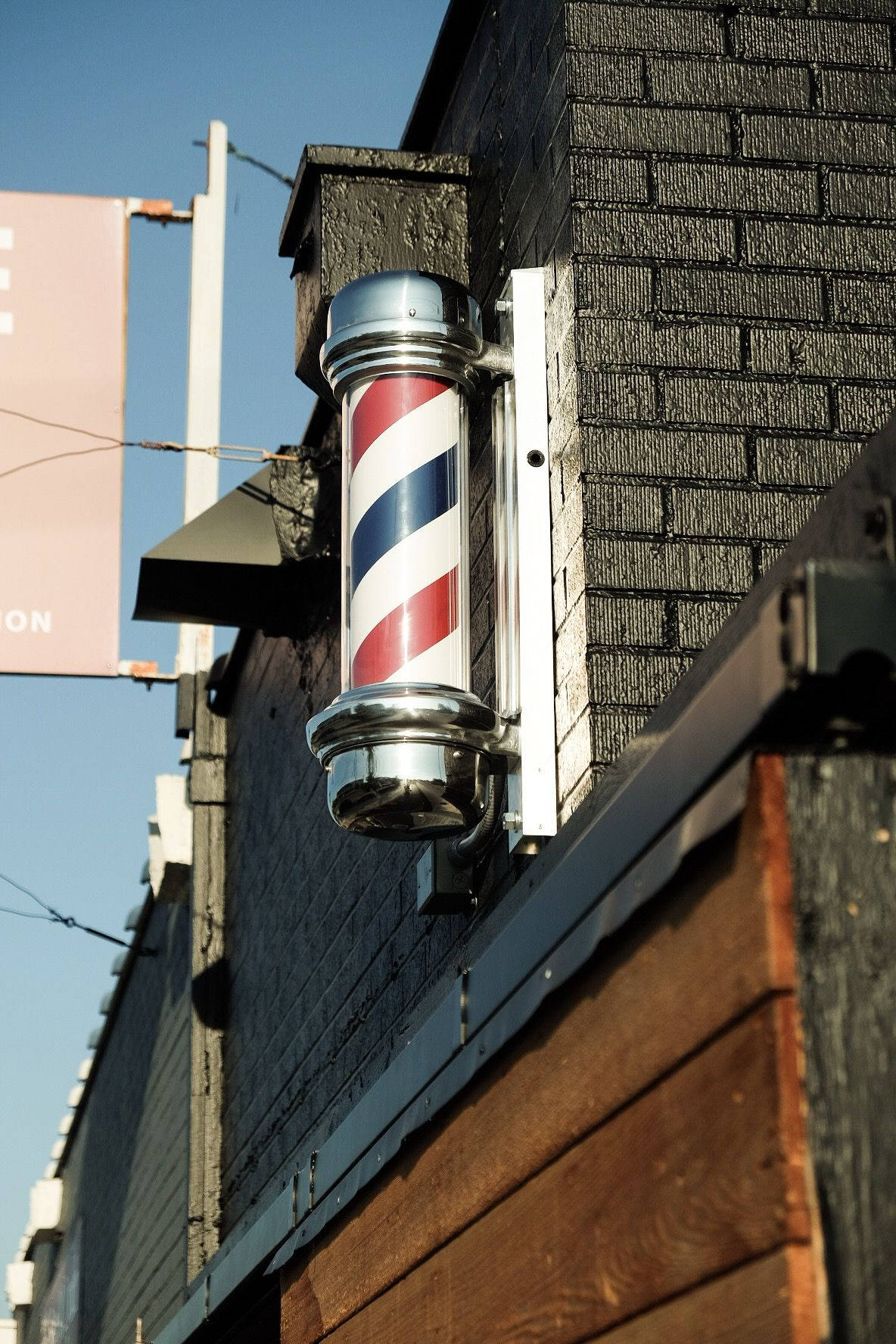 barber pole, red white and blue, dark brick building, HD Phone Wallpaper