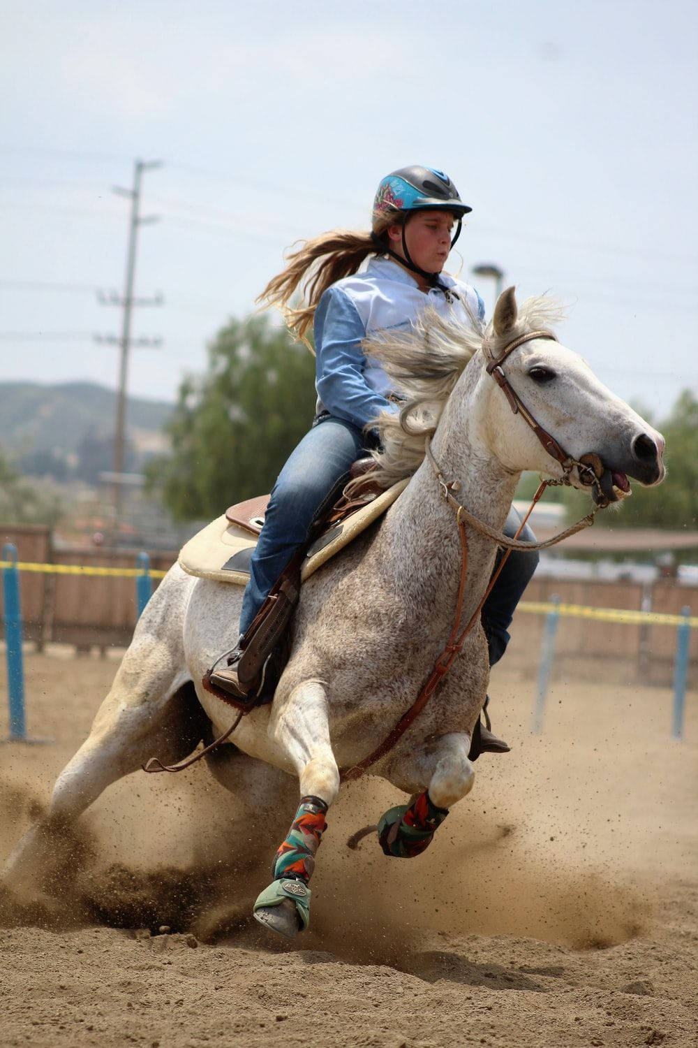 Barrel Racing, rodeo, white horse, HD Phone Wallpaper