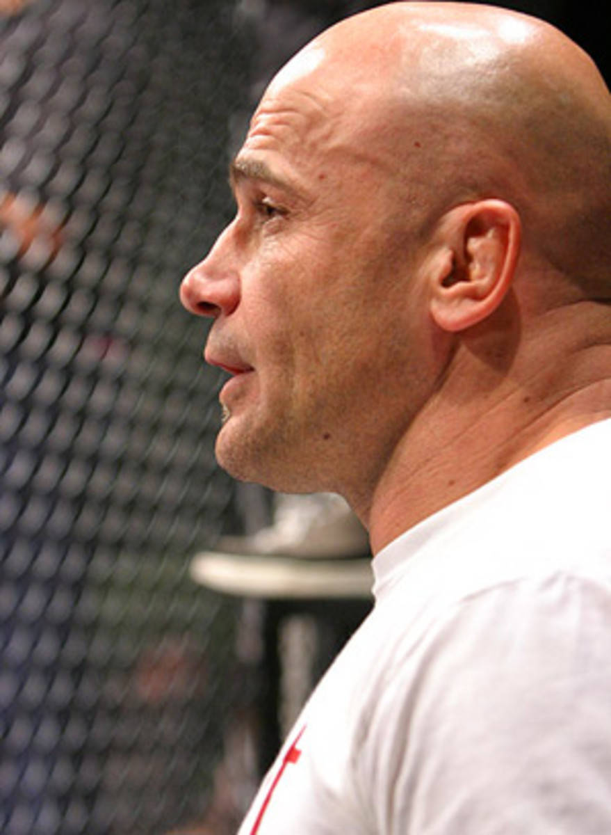 Bas Rutten, heavyweight champion, white t-shirt, SD Phone Wallpaper