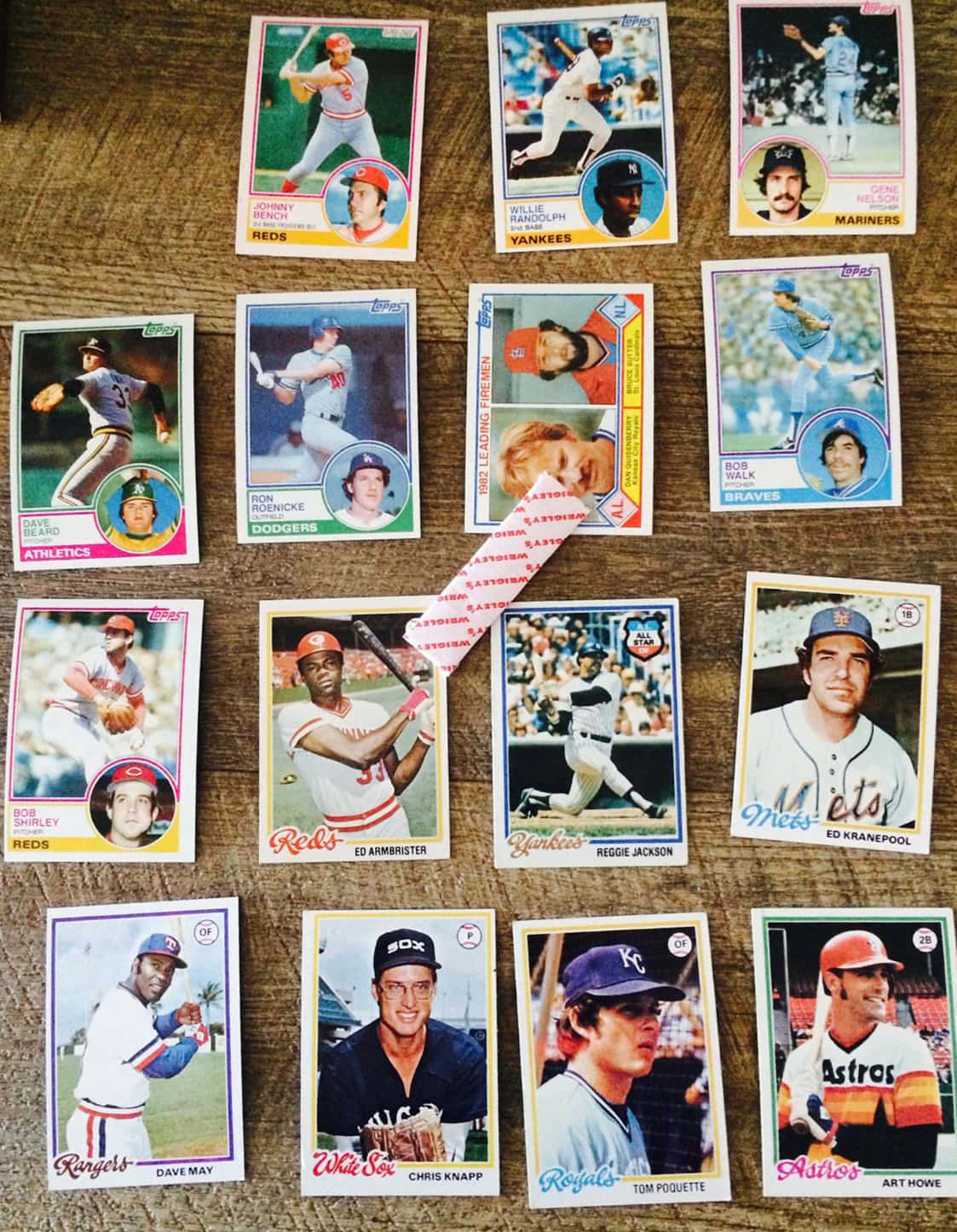 Baseball Cards, 1970s, wooden surface, HD Phone Wallpaper