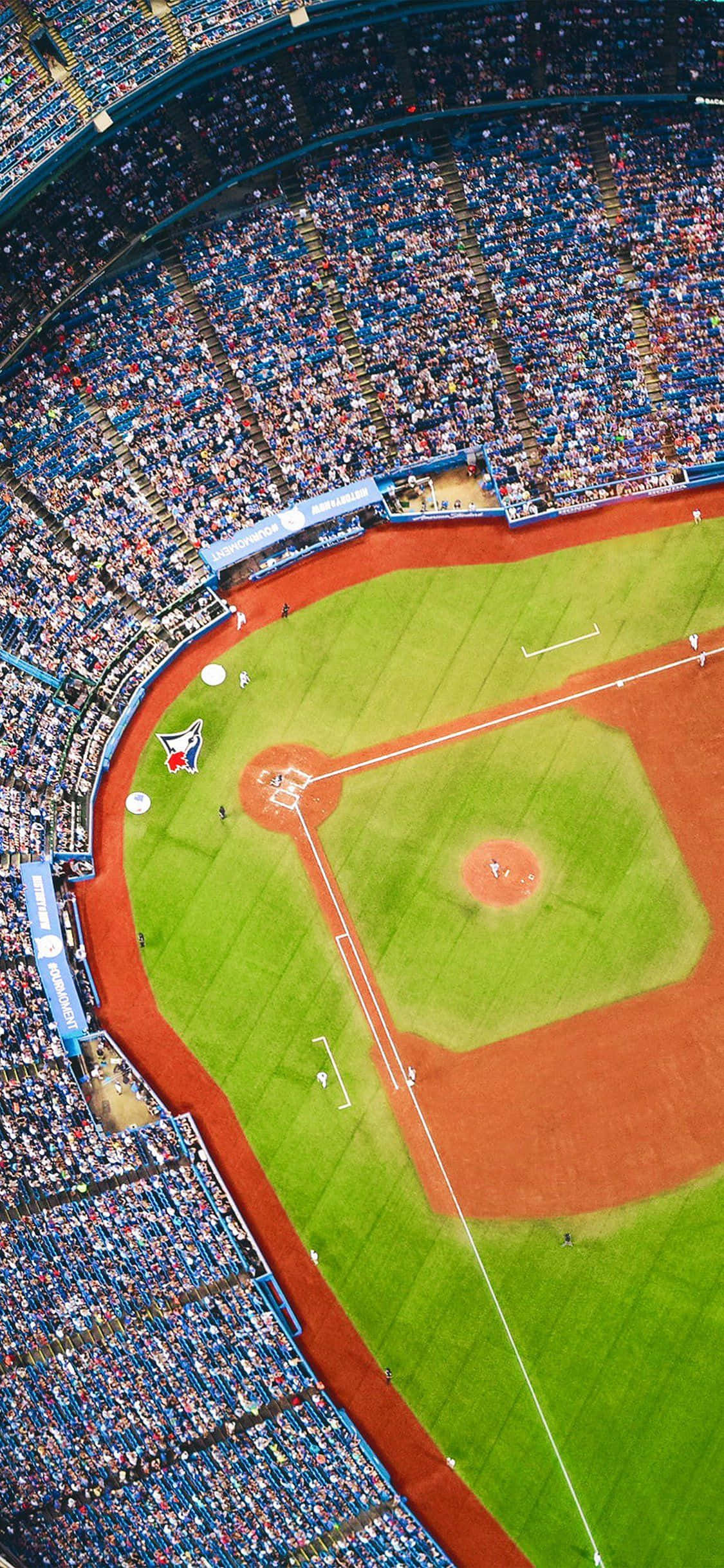 baseball stadium, vibrant green field, red clay infield, Full HD Phone Wallpaper