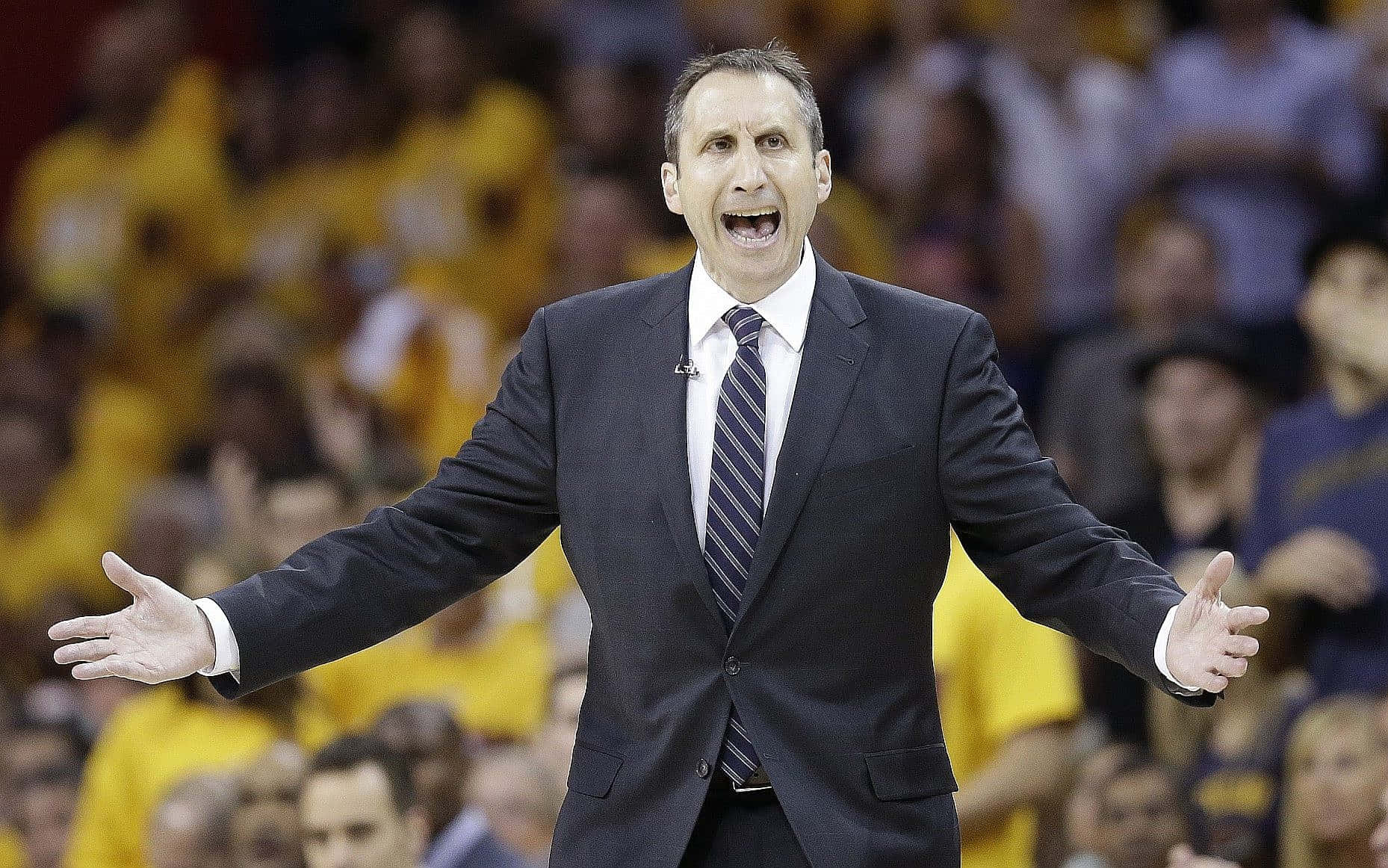 basketball coach, dark suit, arms wide open, HD Desktop Wallpaper