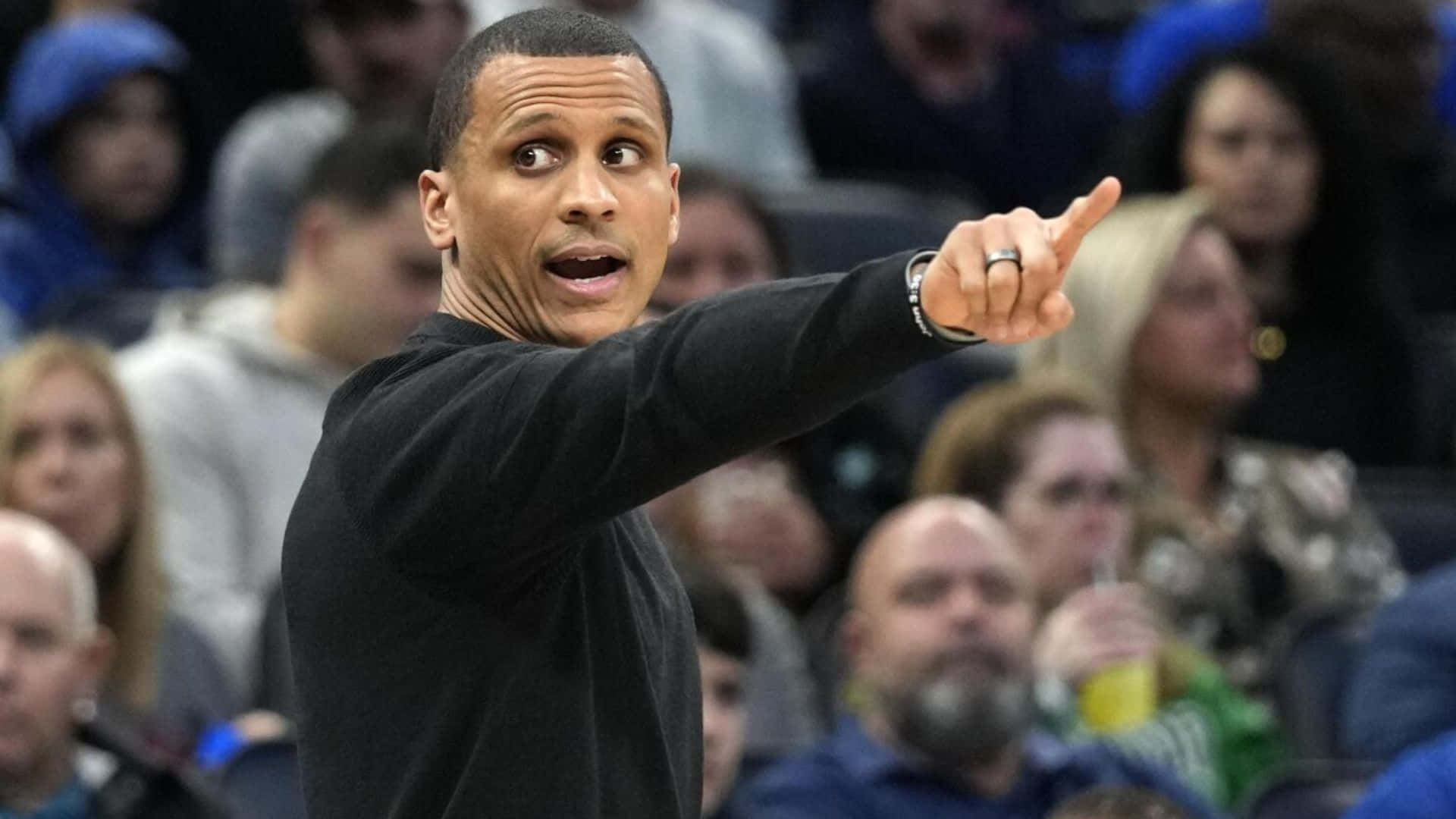 basketball coach, black shirt, game, Full HD Desktop Wallpaper