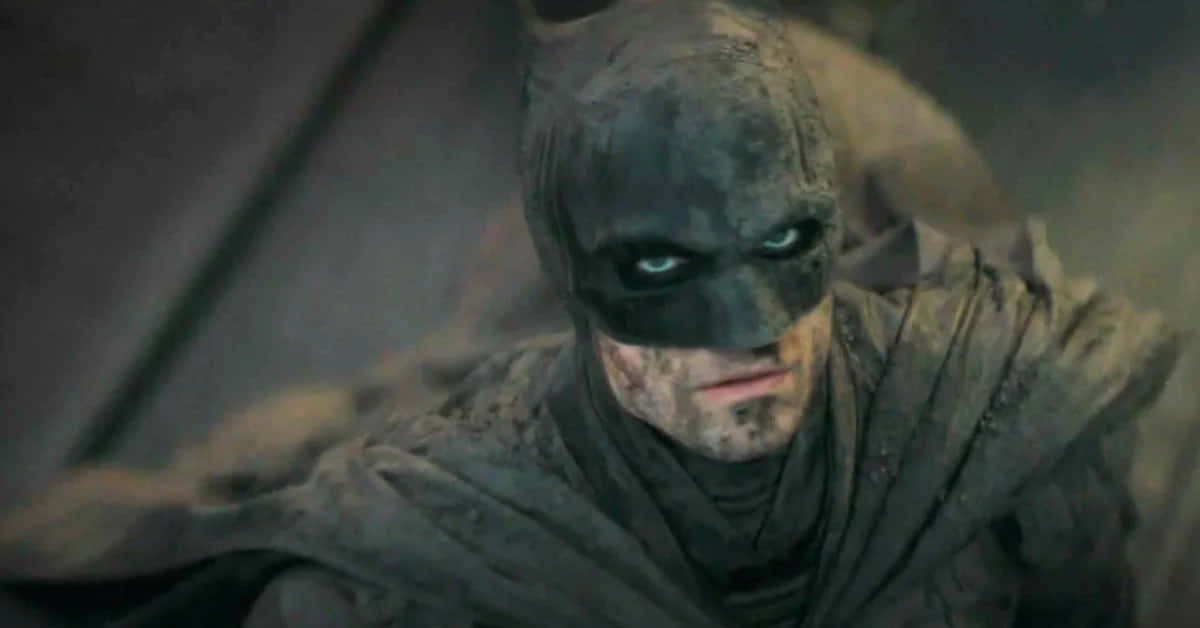 Batman Movie, mud-splattered costume, glowing eyes, SD Desktop Wallpaper