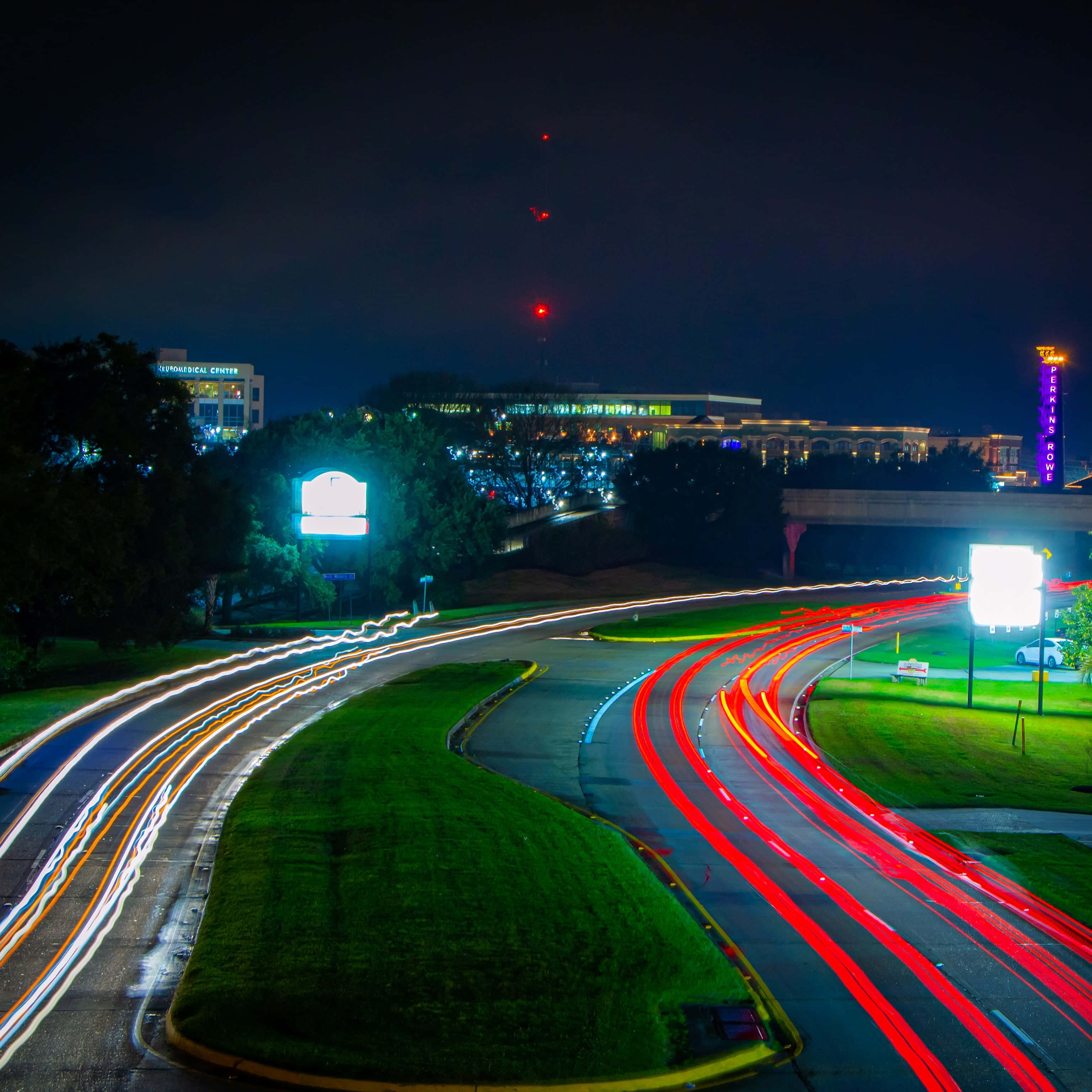 Baton Rouge, Night Traffic, Long Exposure, 2K Desktop Wallpaper