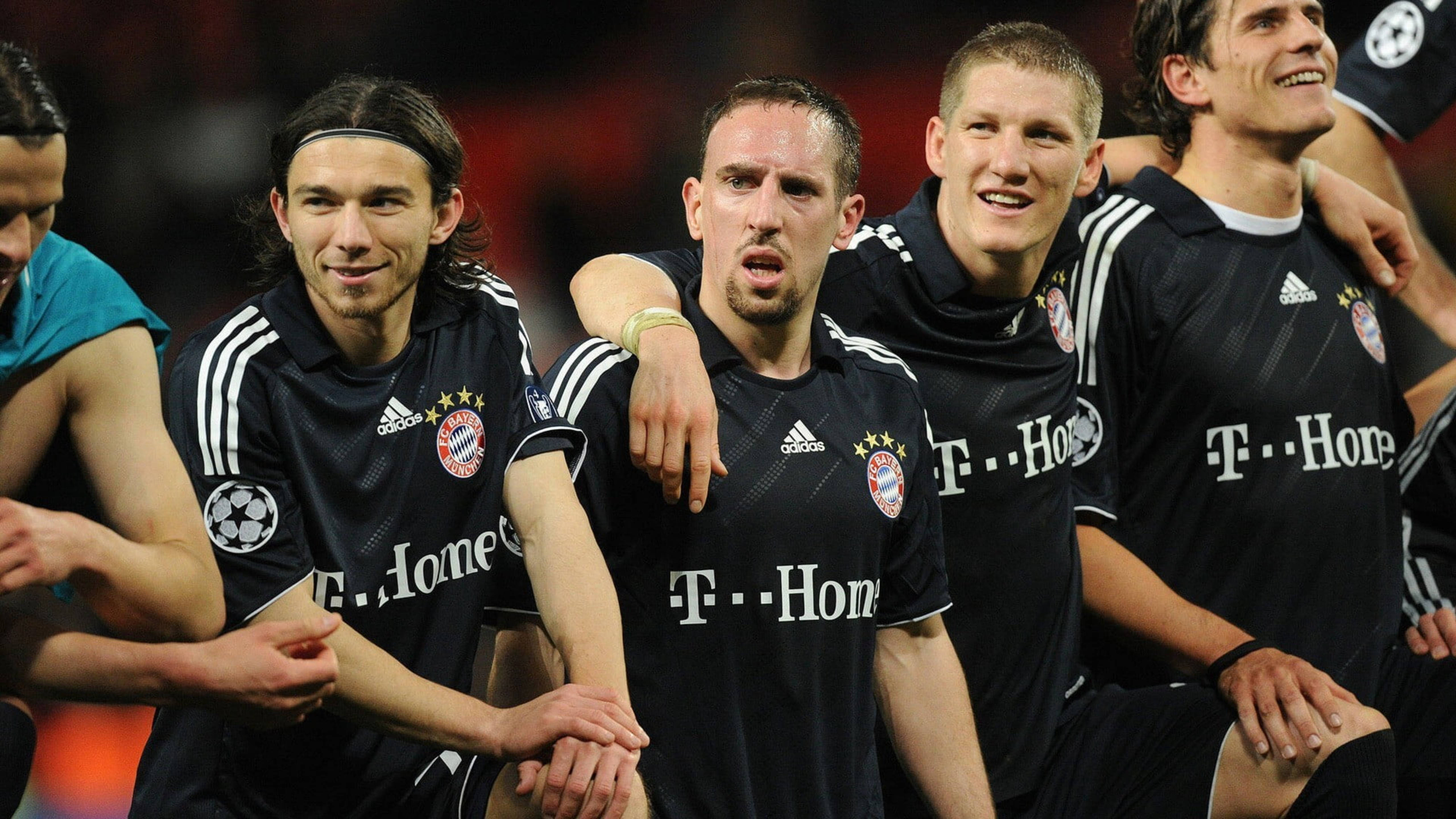 Bayern Munich, black jersey, football players, 5K Desktop Wallpaper