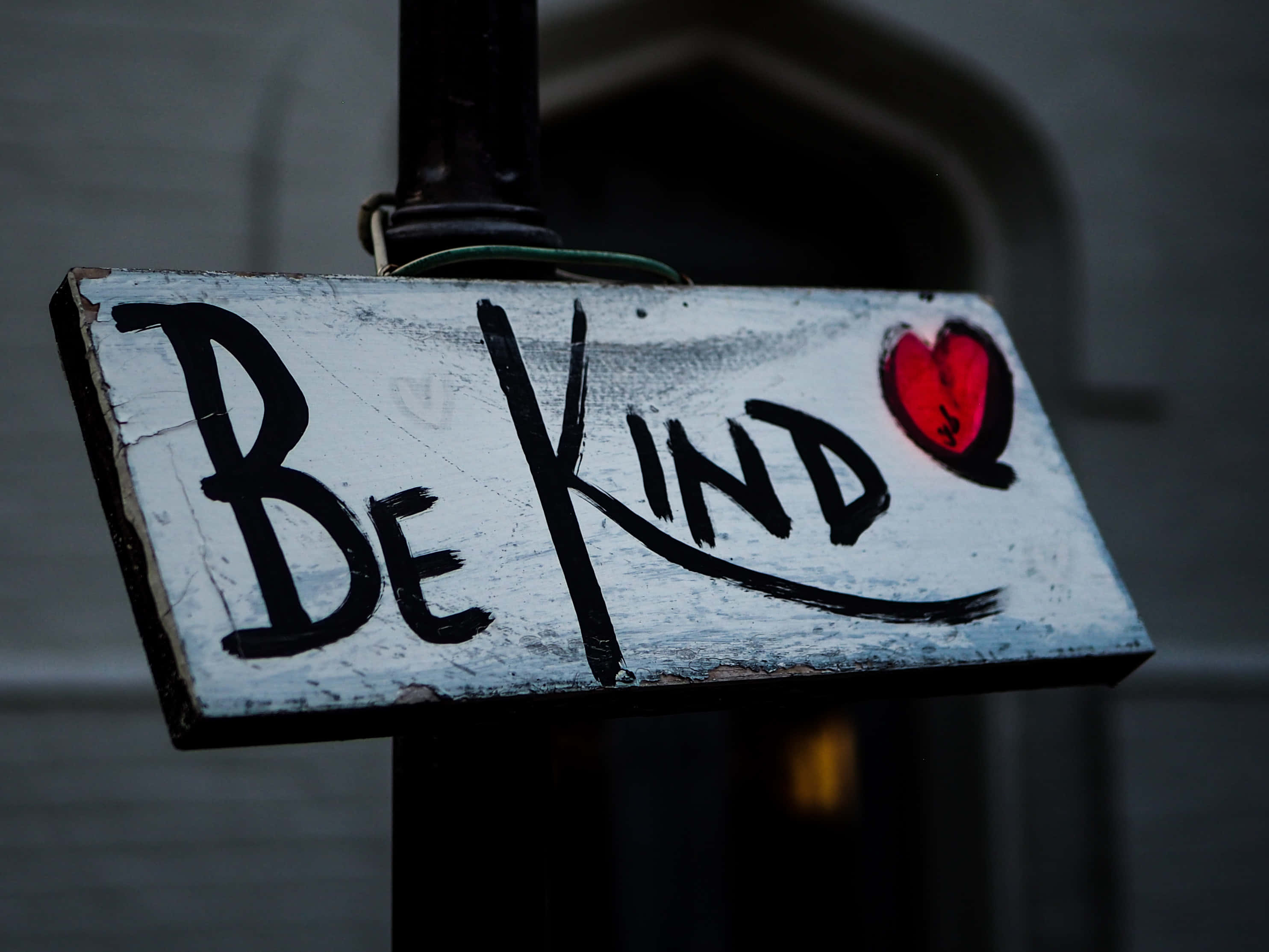 Be Kind, heart sign, white sign, 2K Desktop Wallpaper