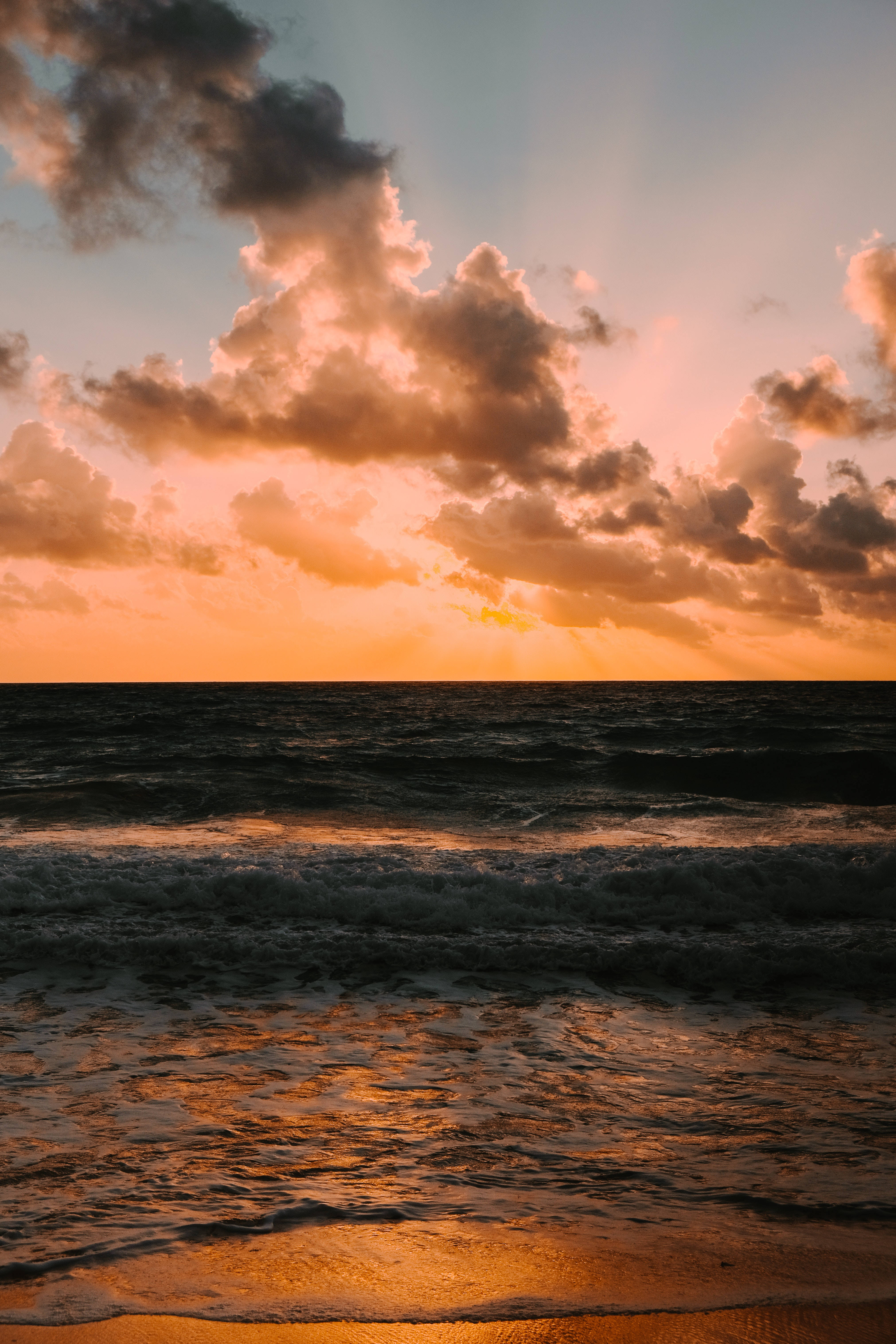 Cloudy Sunset Beach Android, Sunset, turbulent ocean, 5K Phone Wallpaper