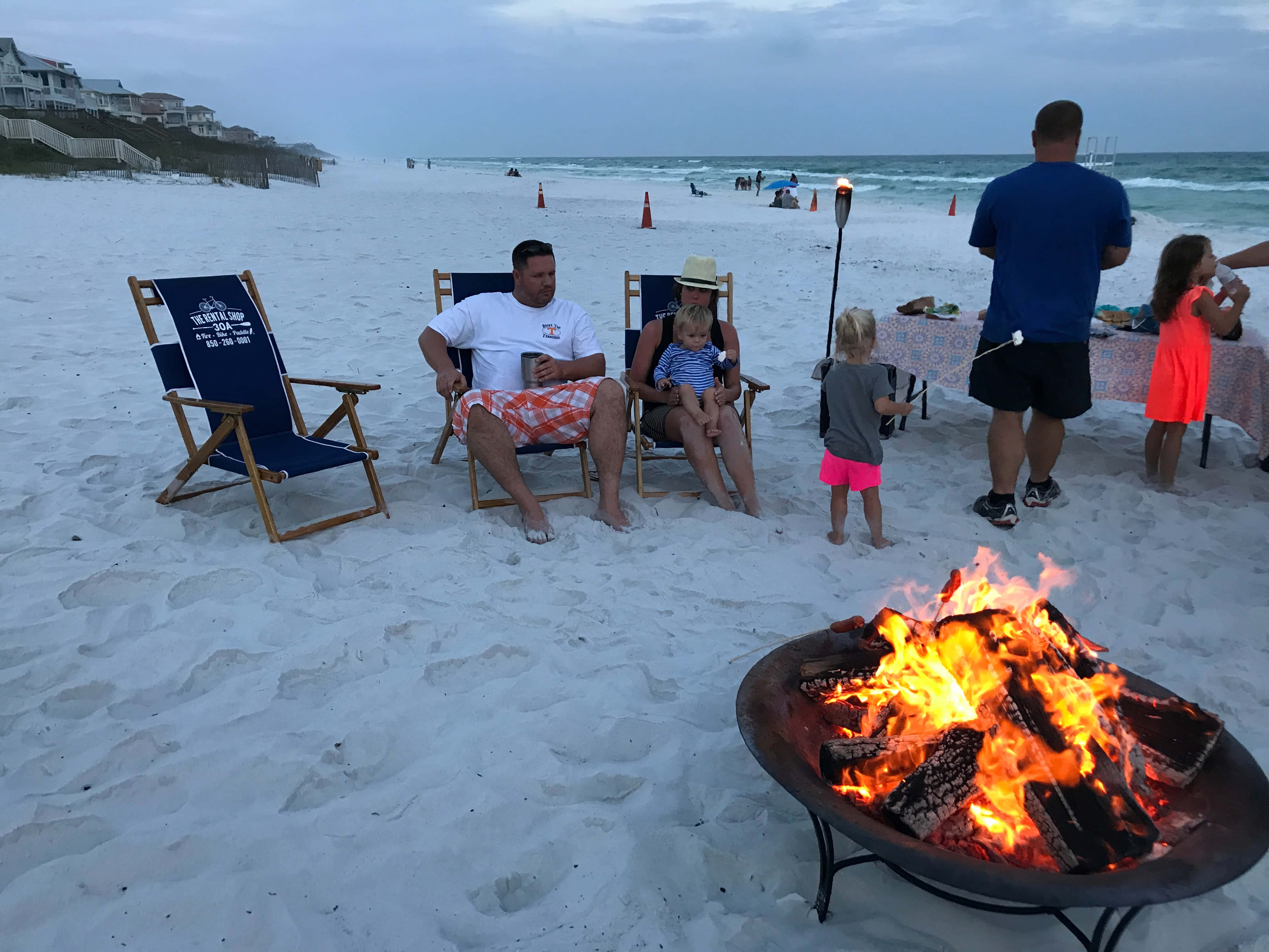 beachside fire pit, dusk, ocean waves, 4K Desktop Wallpaper