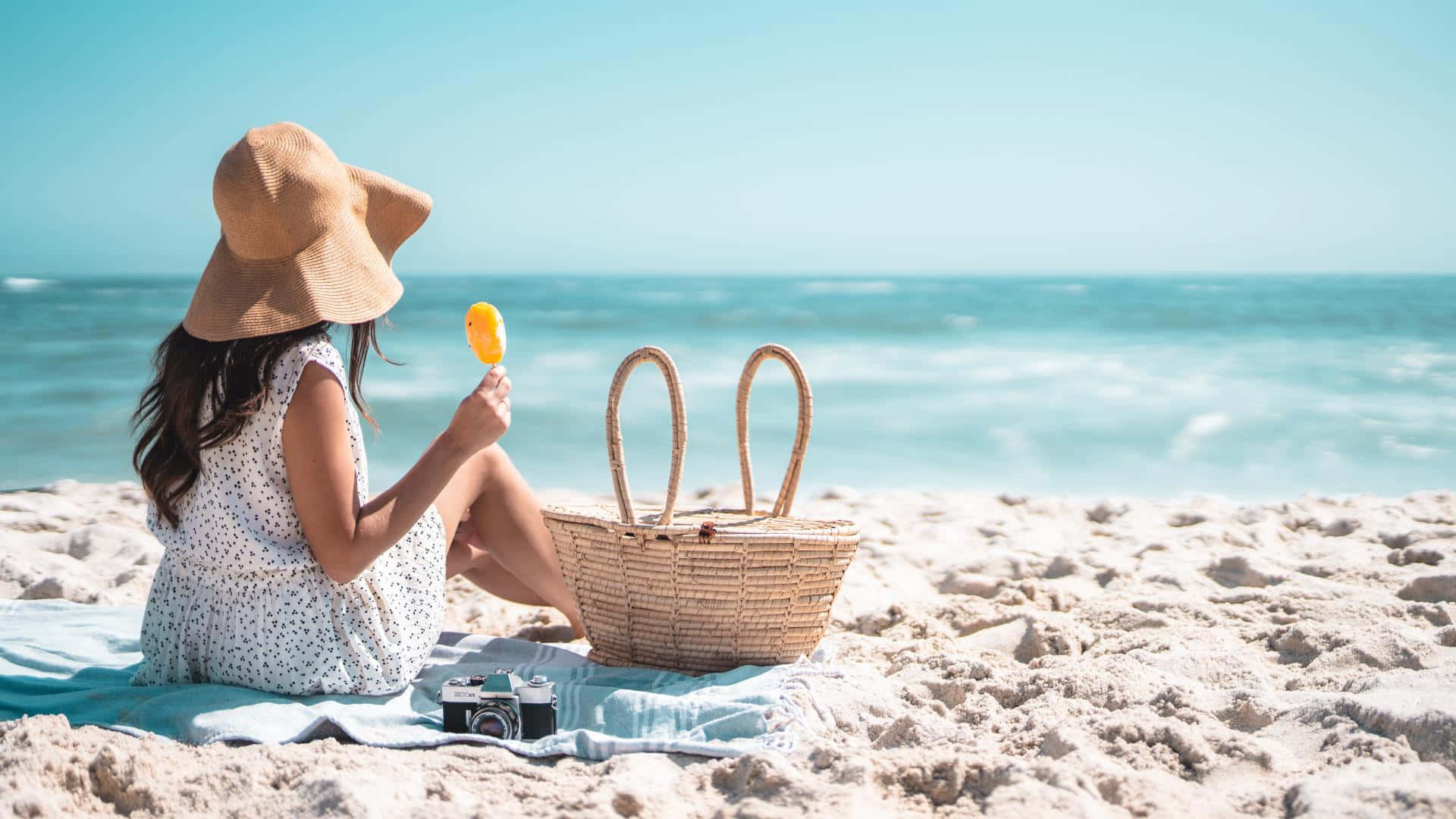 wide-brimmed hat, popsicle, sunny beach, Full HD Desktop Wallpaper